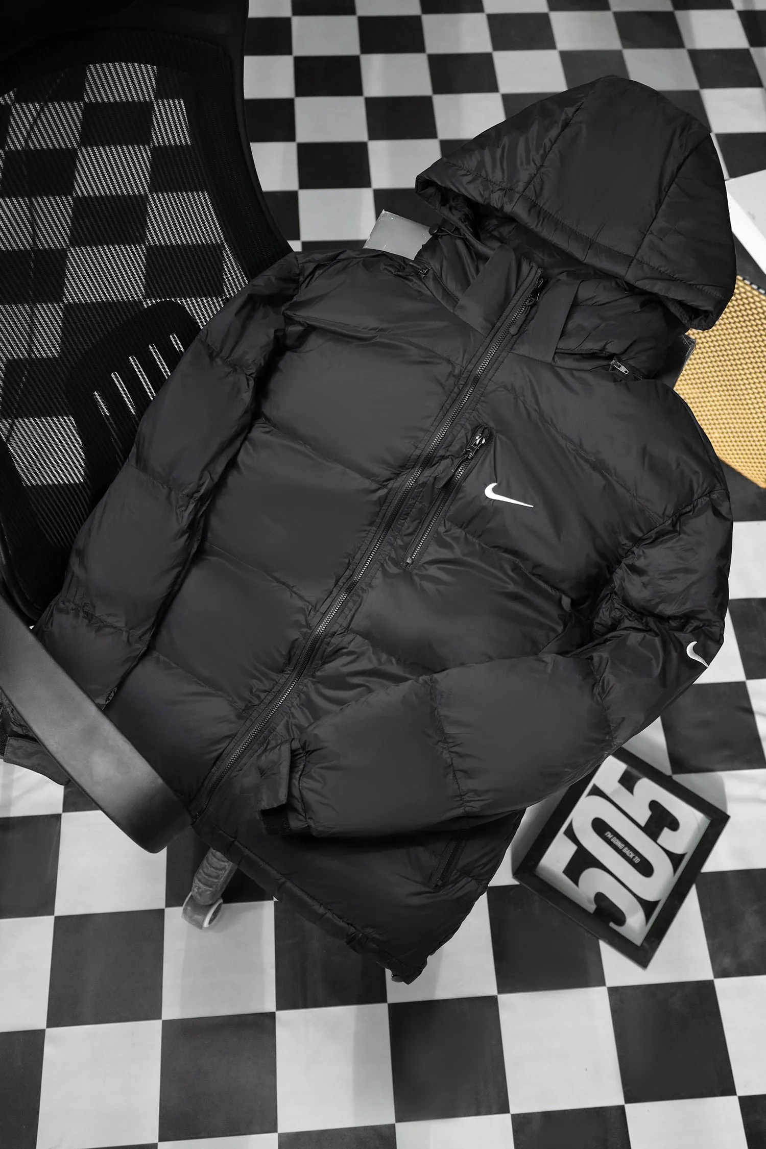 Nke Windrunner Men's Imported Puffer Jacket - Image 5