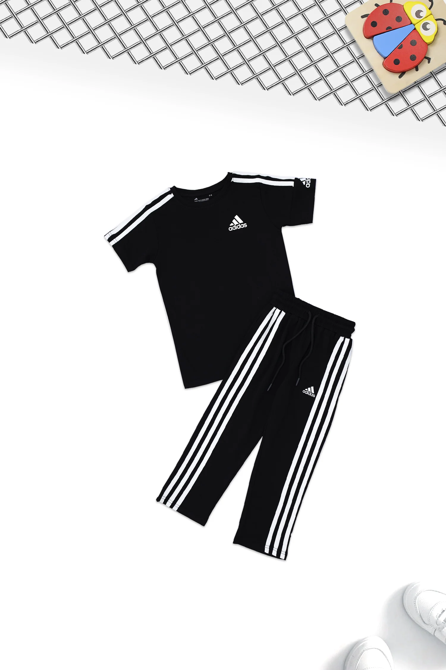 Adds Essential Three Stripes Kids Co-Ord Set - Image 7