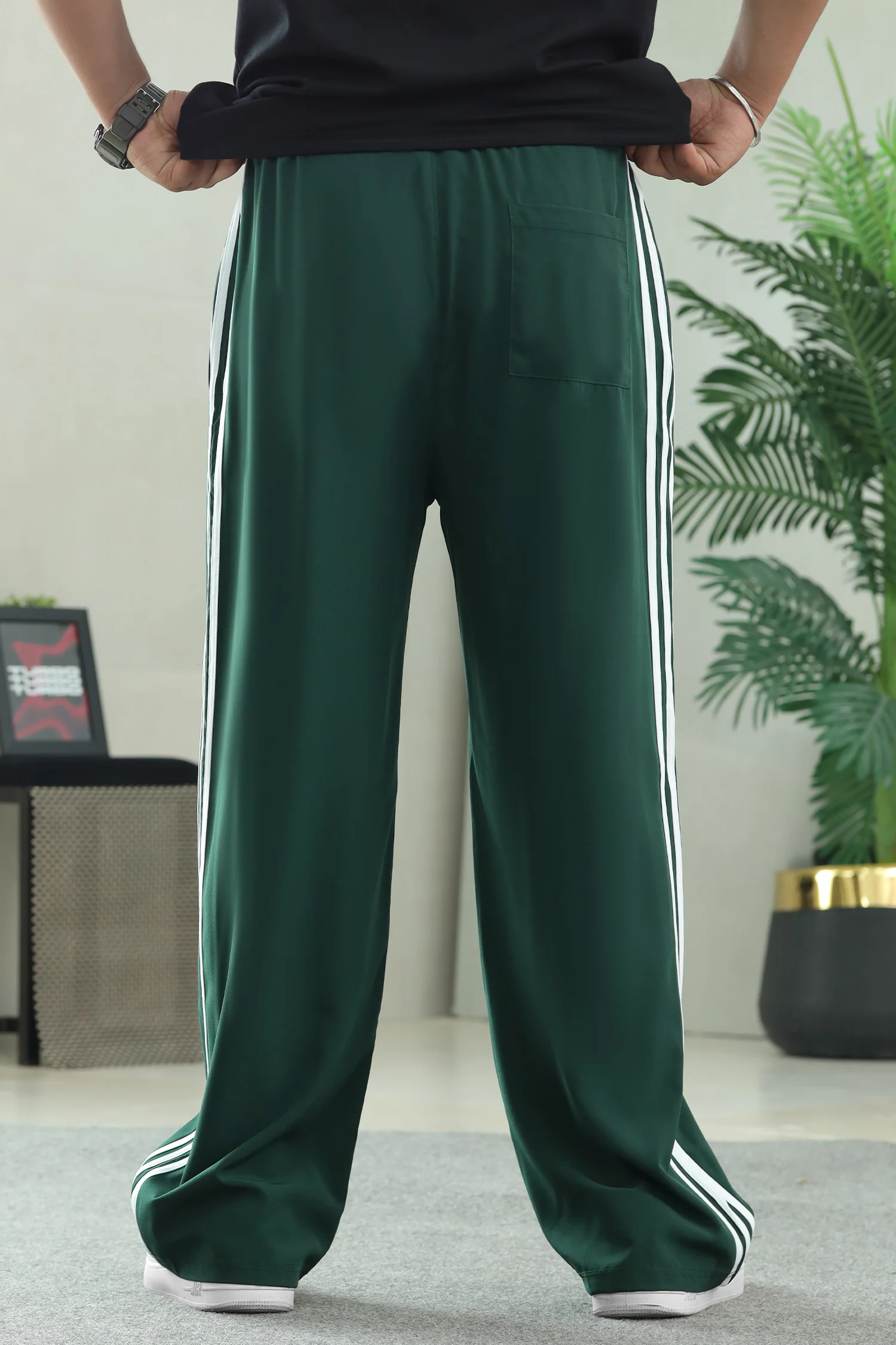 Adds Iconic Three-Stripe Detailing Loose Bottom Trouser In Green - Image 3