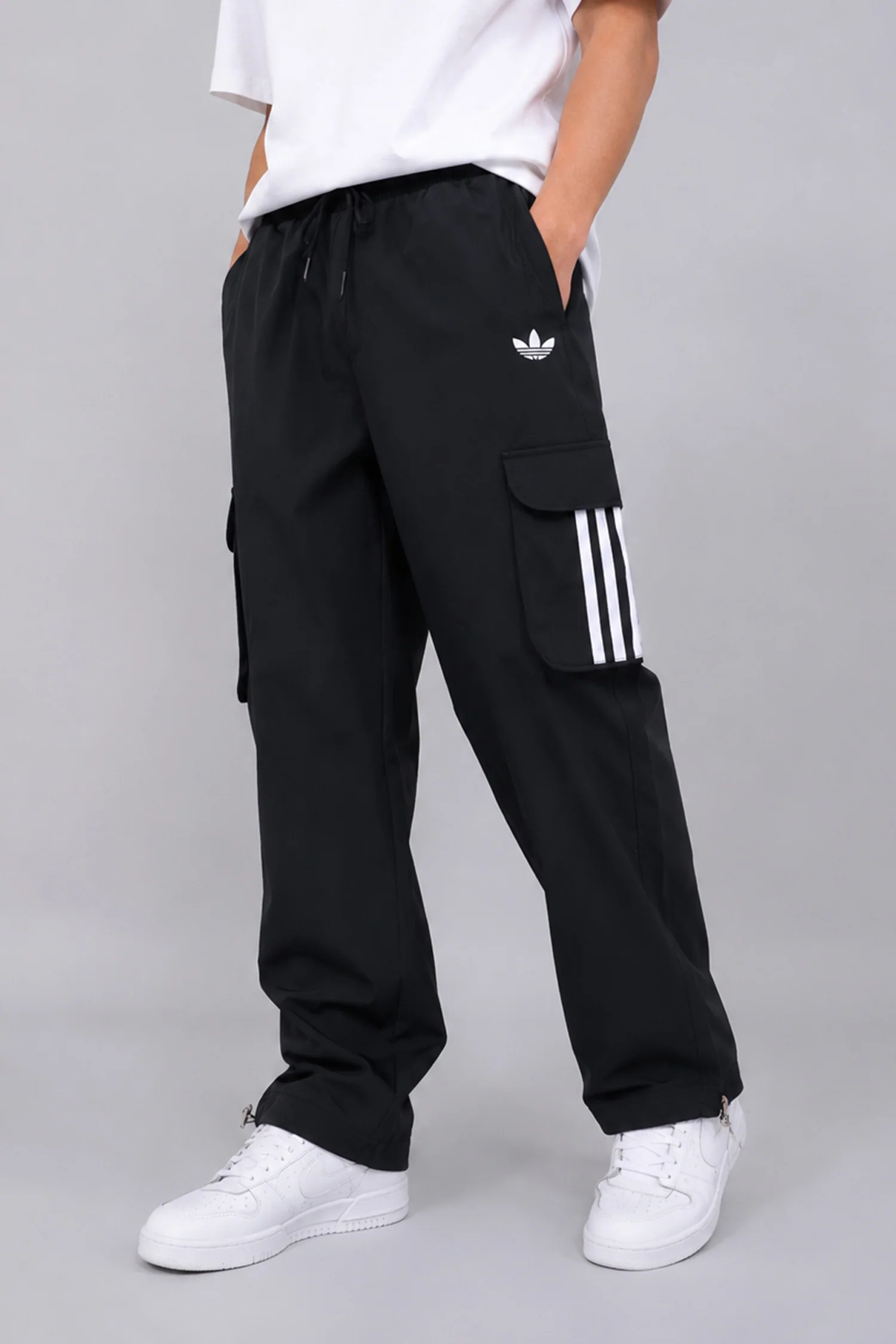 Adds Mid-Rise Pocket Side Stripe Loose Bottom Trouser - Image 4