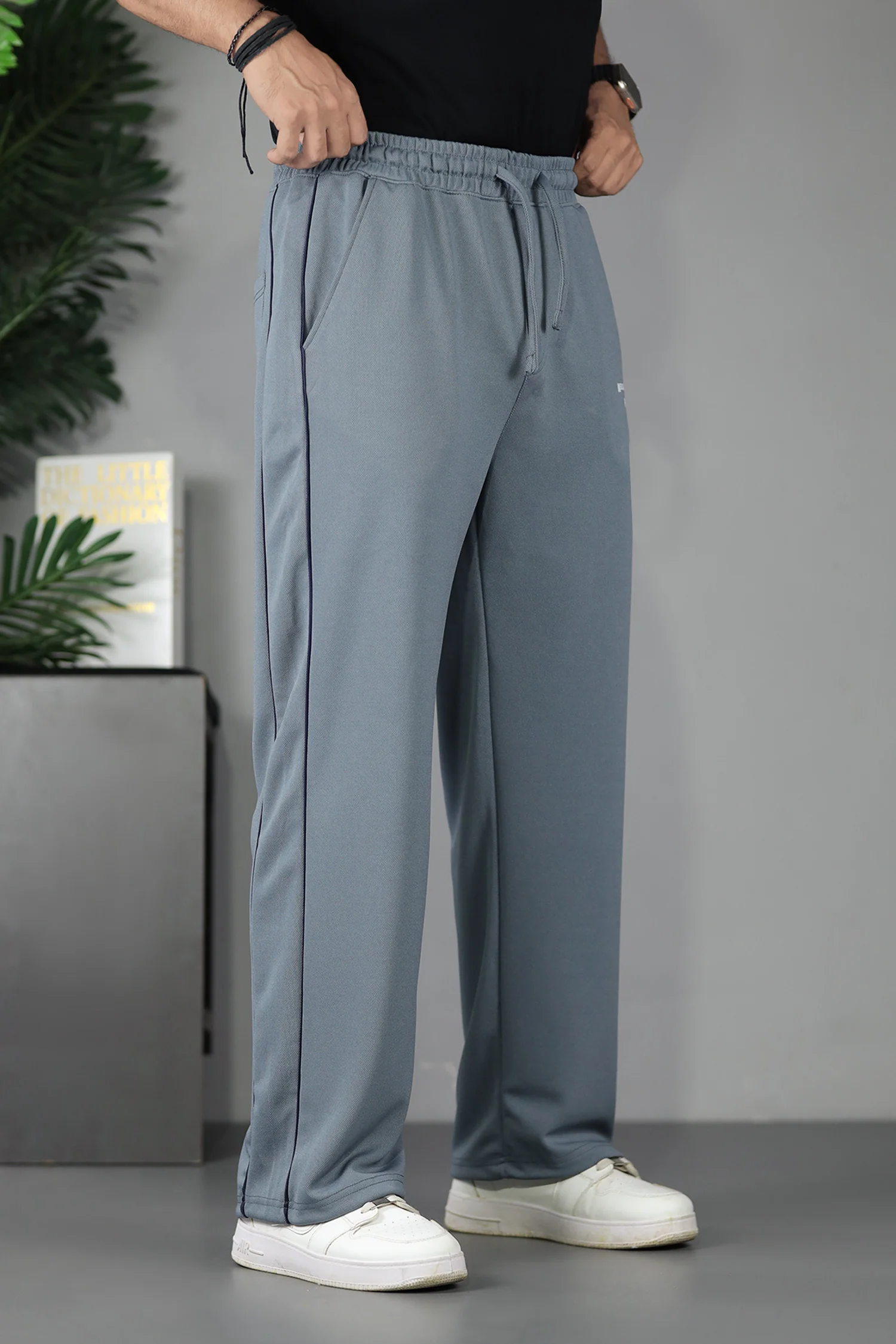 Turbo Piping Detailing  Loose Bottom Trouser - Image 18