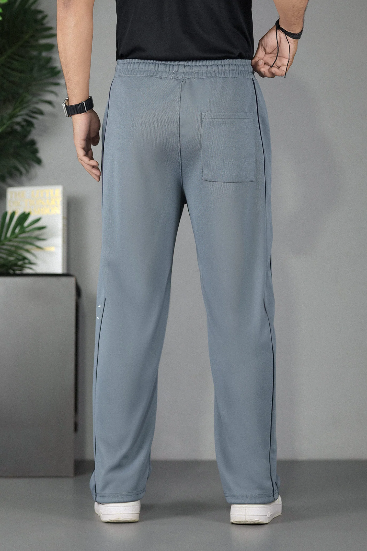 Turbo Piping Detailing  Loose Bottom Trouser - Image 19