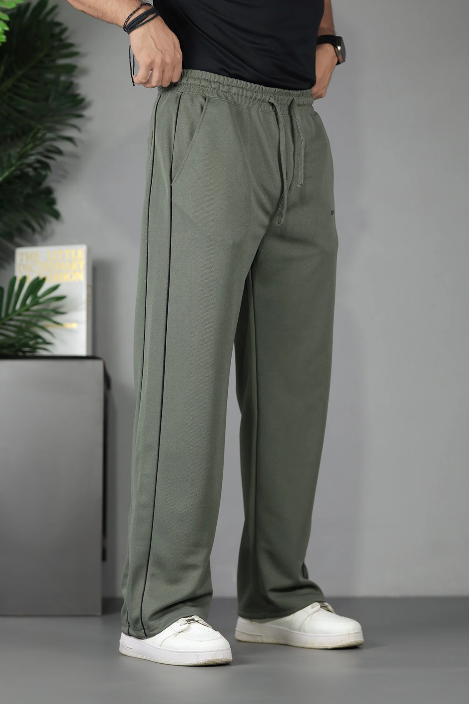 Turbo Piping Detailing  Loose Bottom Trouser - Image 8