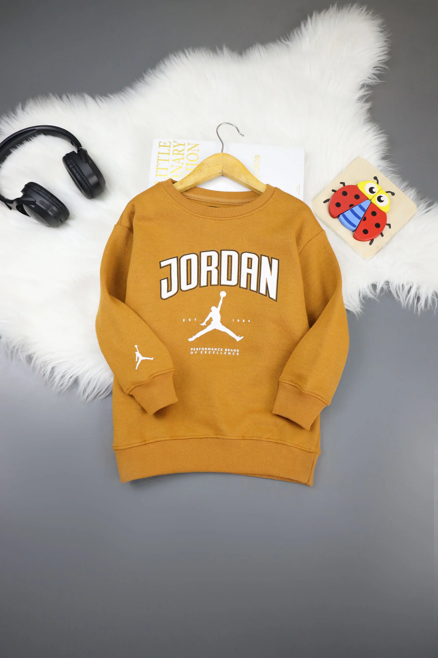Jrdn Flight Heritage Crew Neck Unisex Kids Sweatshirt - Image 10