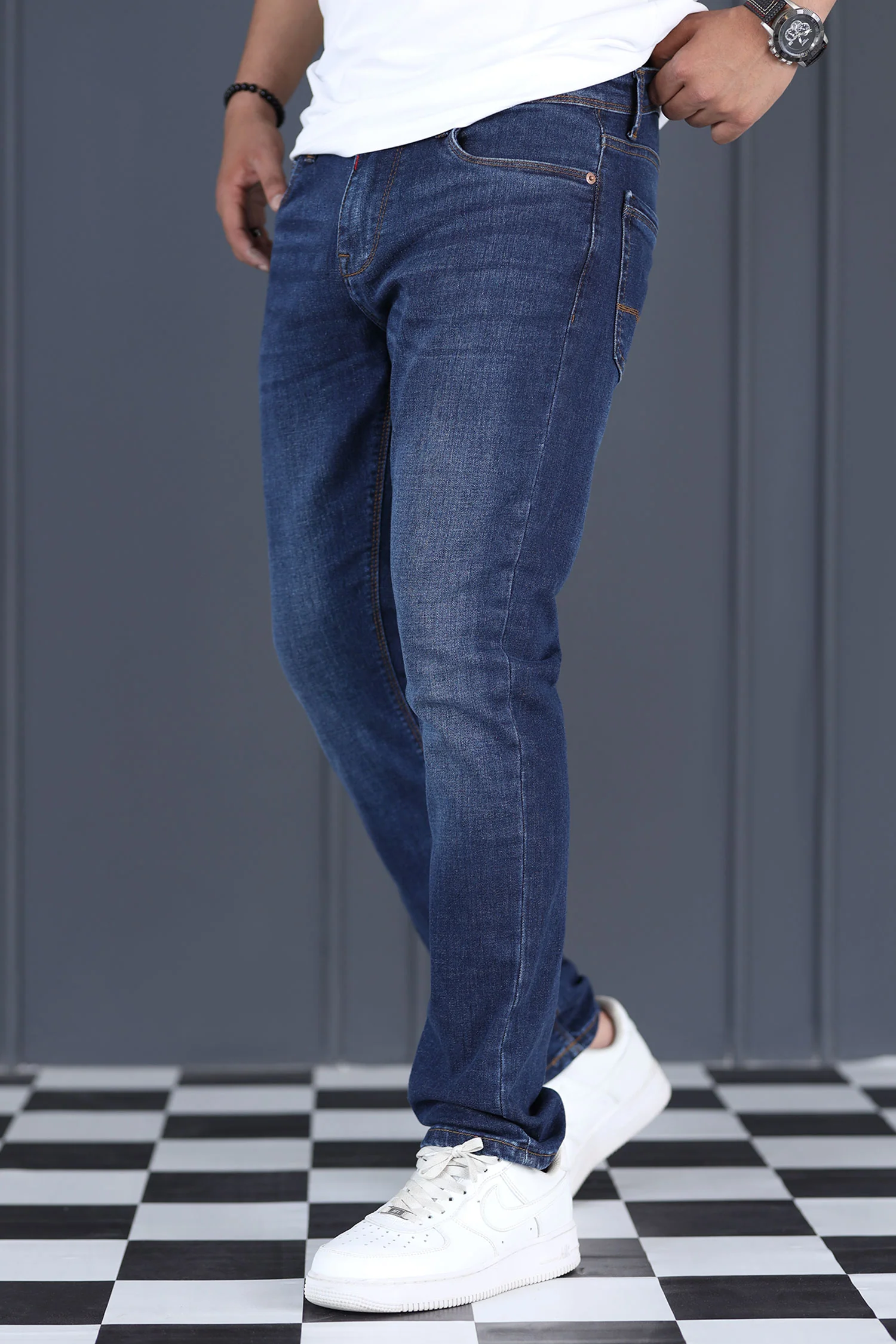 Classic Slim Fit Turbo Jeans In Navy Blue - Image 4