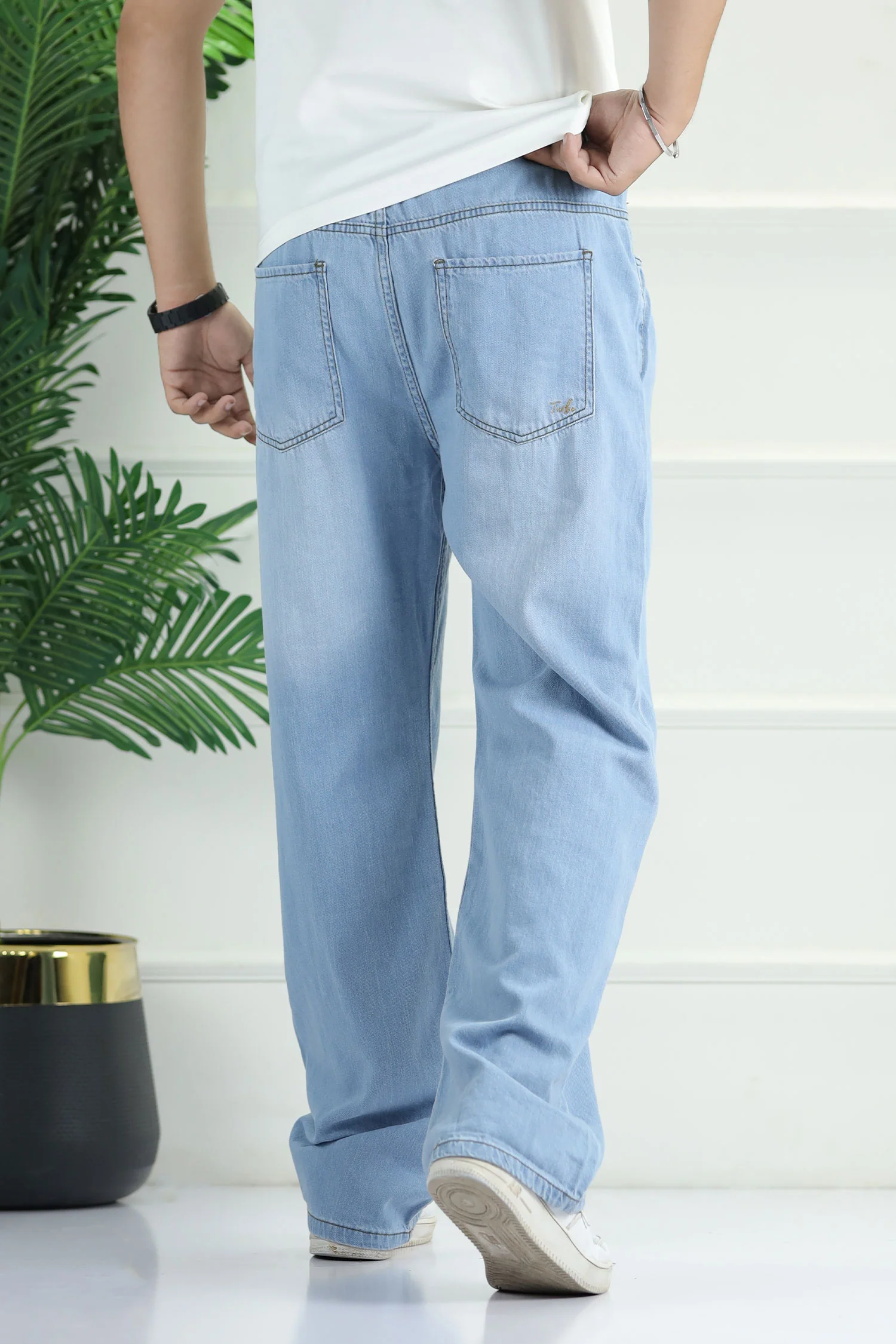 Denim 'Urban Skater' Comfort-Waist Baggy Jeans In Sky Blue - Image 4