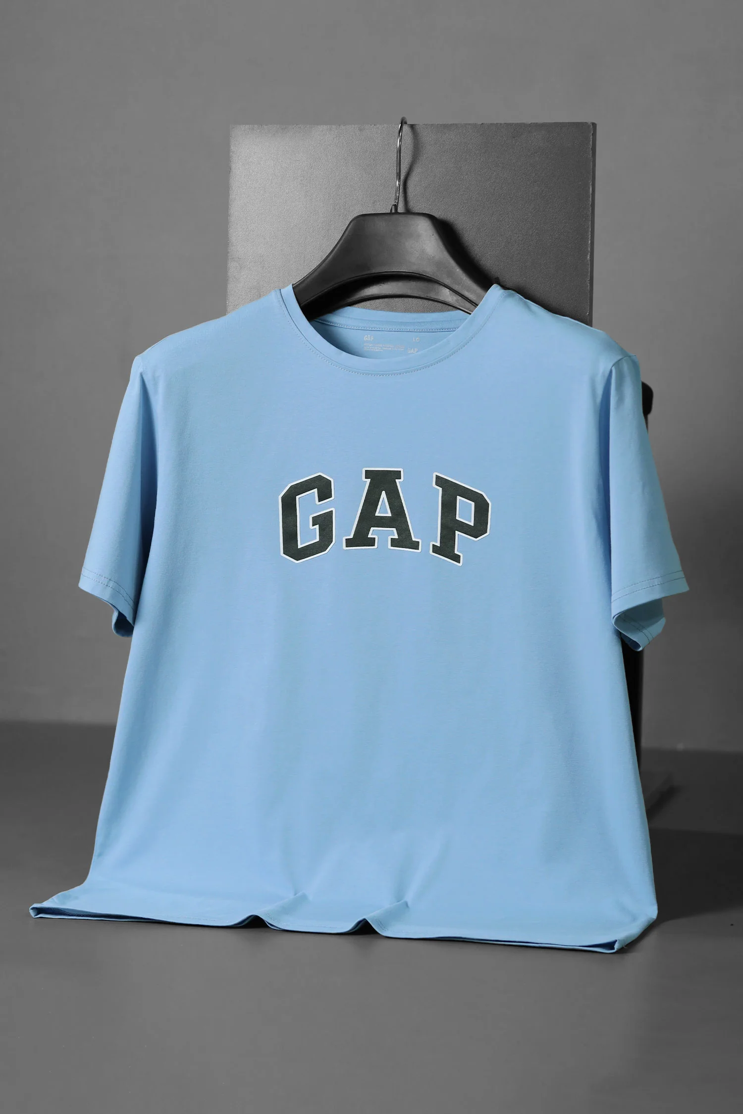 Gap Arch Logo Design Men's Tee In Sky Blue - Image 2