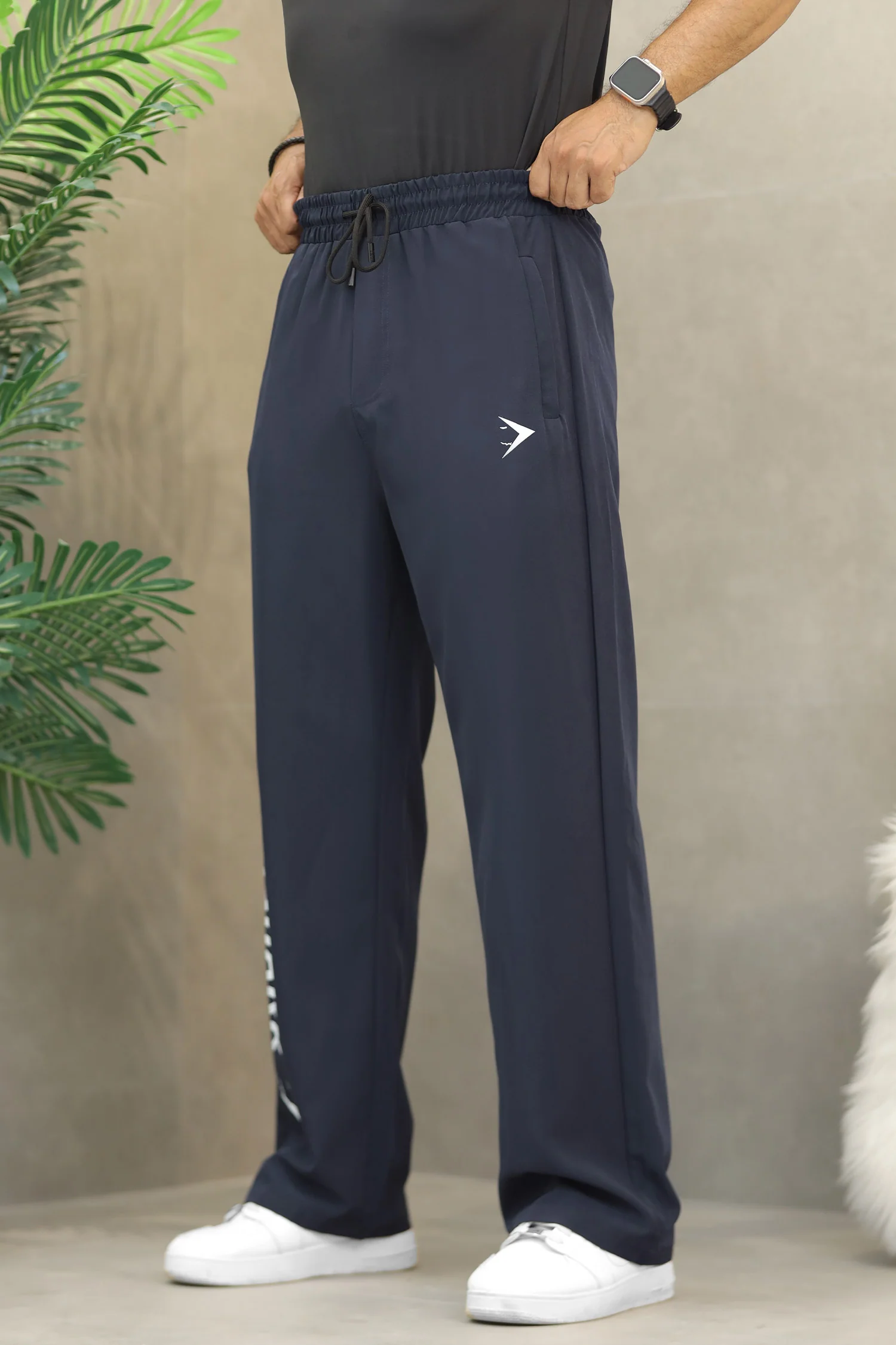 Gym Shrk Worn Essential Loose Bottom Trouser - Image 6