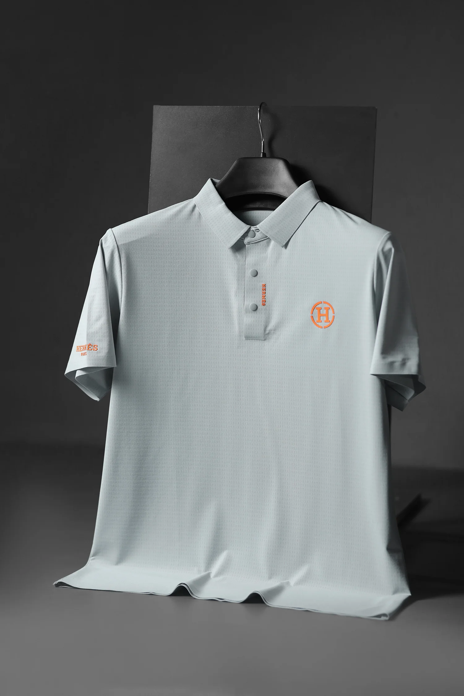 Hrms Orange Accent Logo Style Men's Polo Shirt In Slate Grey - Image 2