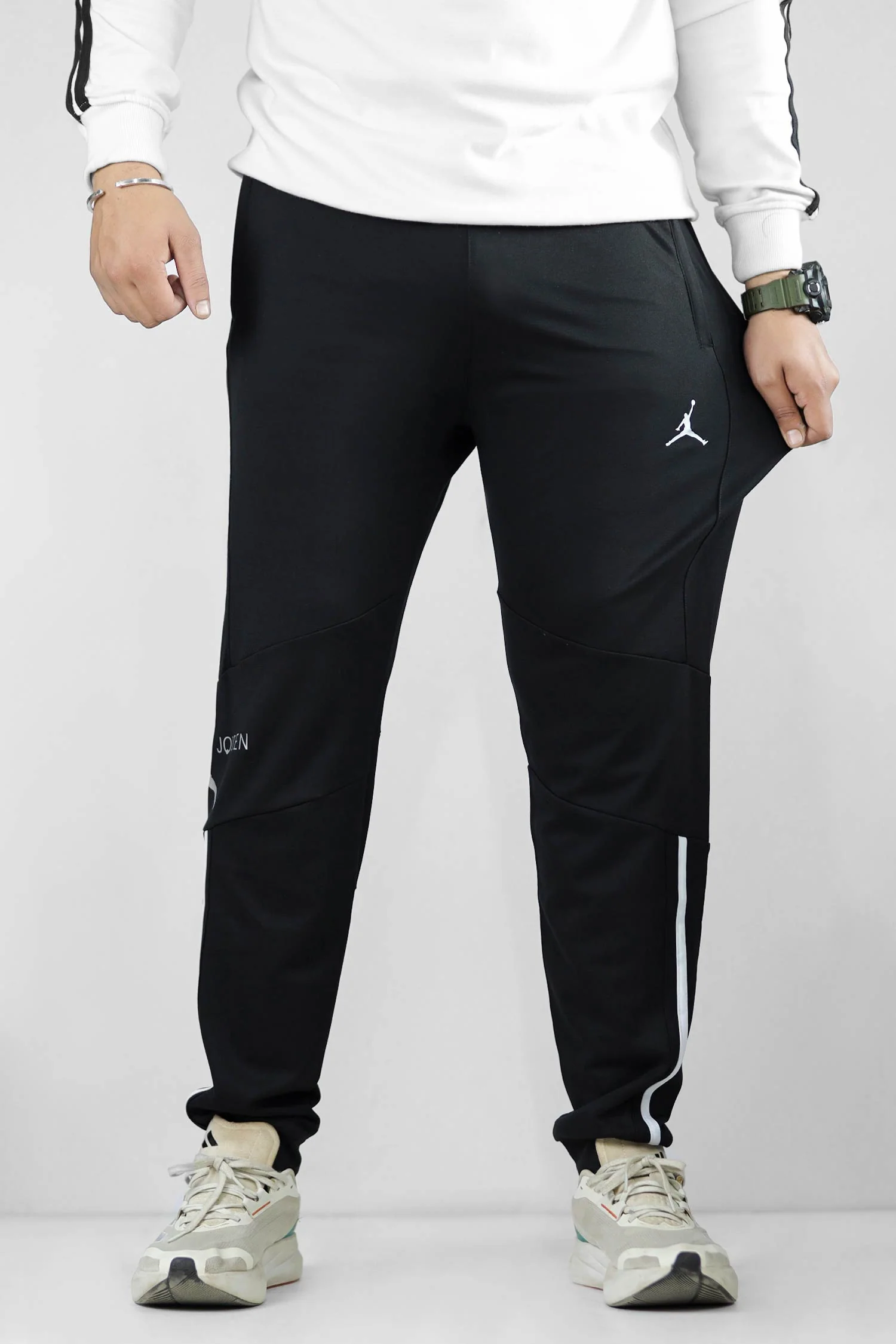 Jrdn Half Stripe Grip Style Slim-Fit Trouser - Image 13