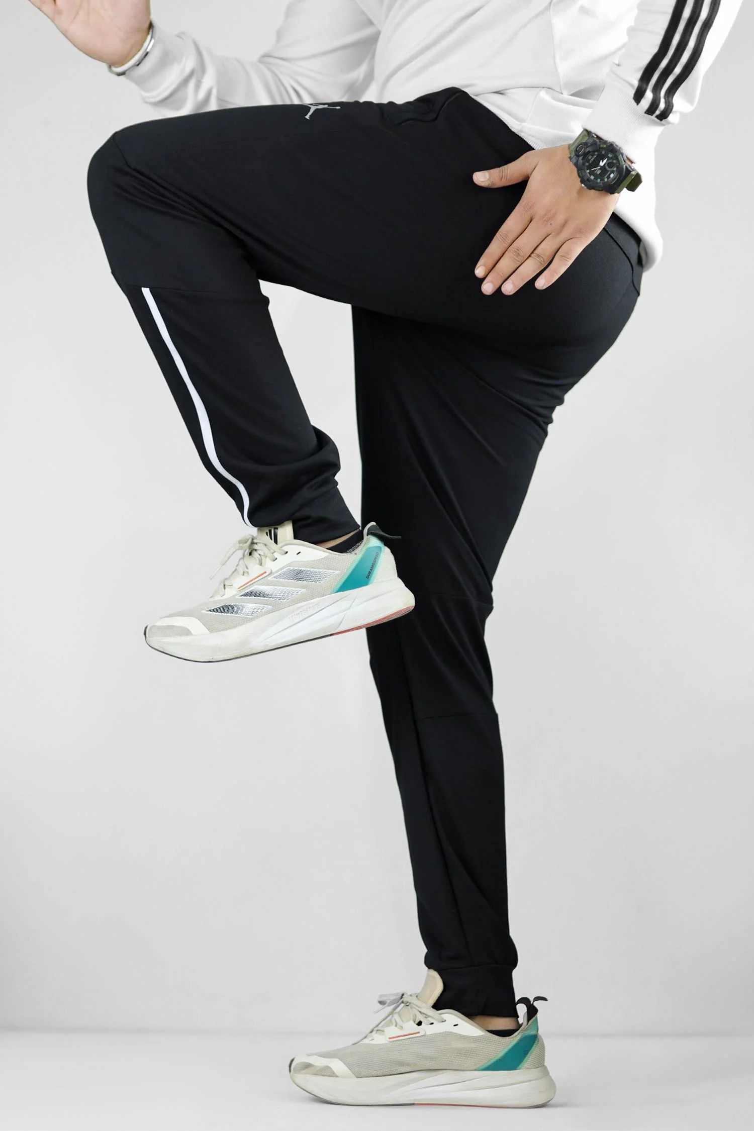 Jrdn Half Stripe Grip Style Slim-Fit Trouser - Image 14