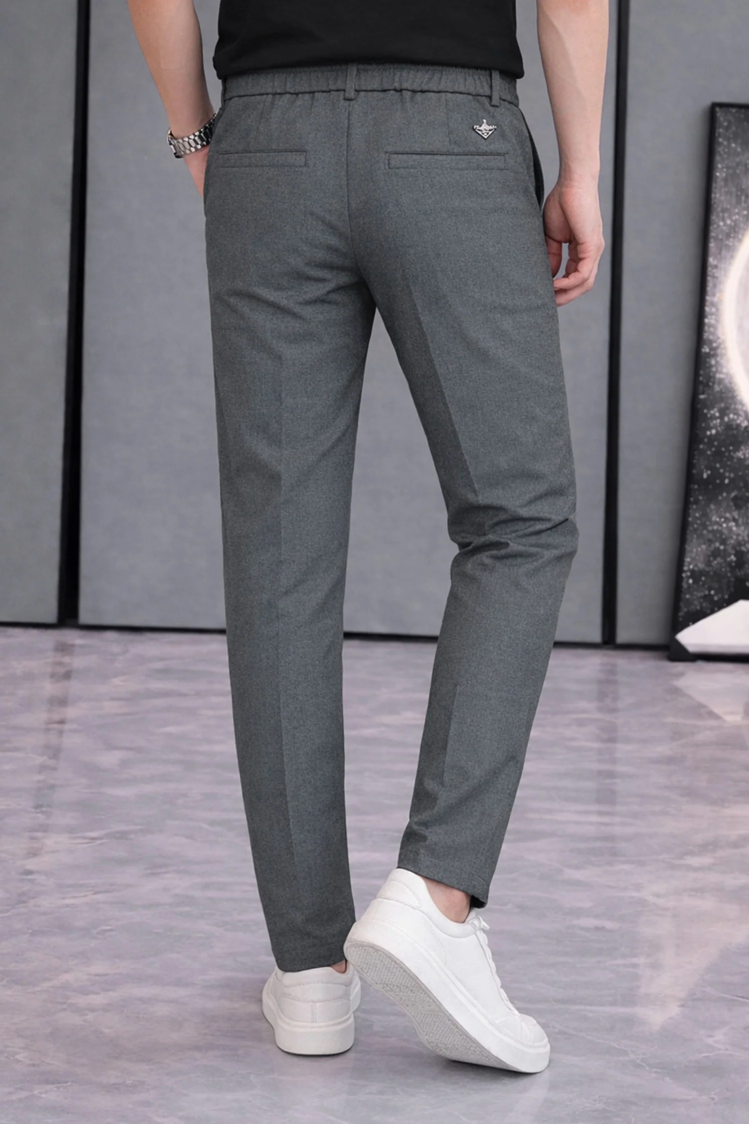 Men's Button Closure Elastic Slim-Fit Trouser In Charcoal - Image 2