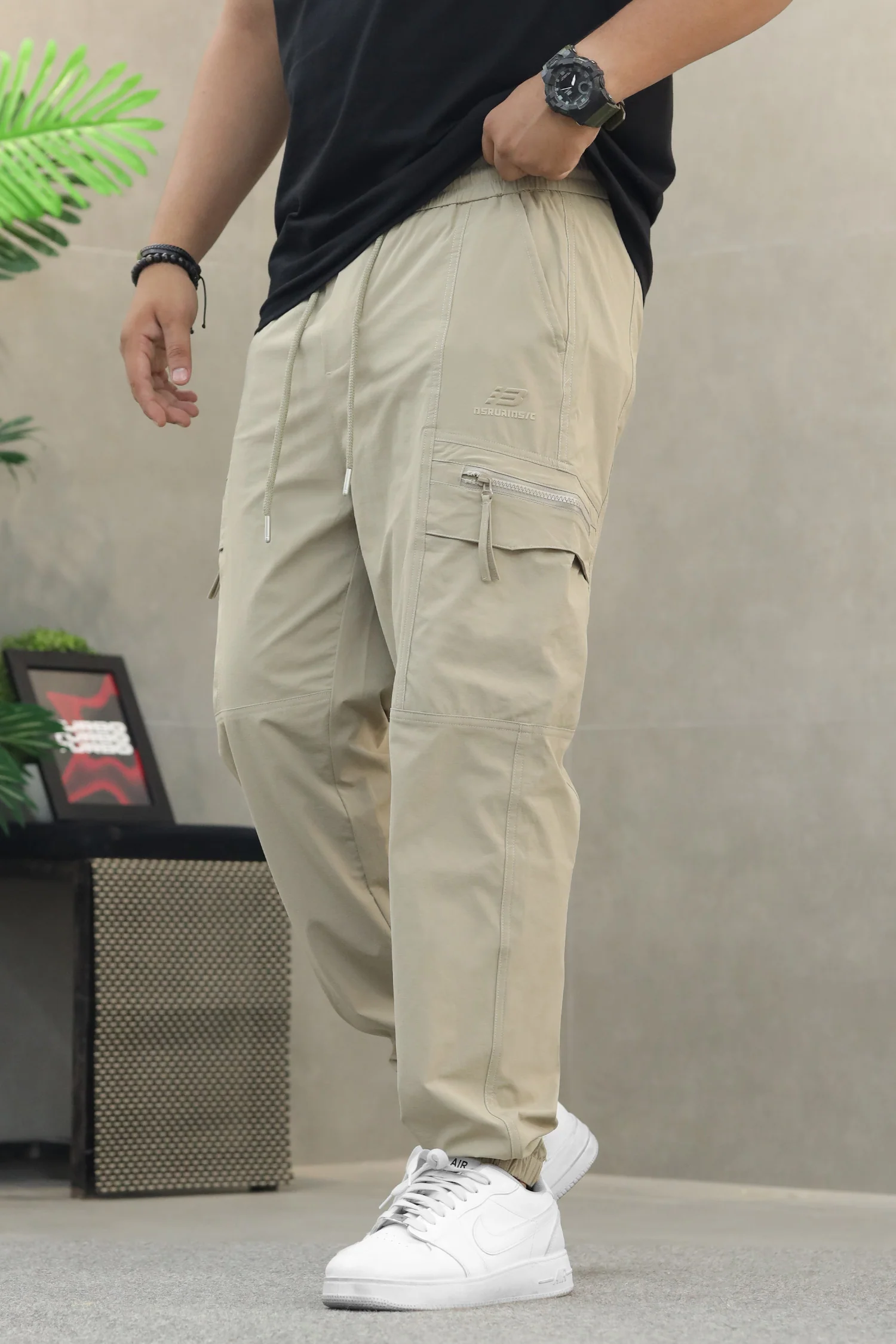 Men's Casual Convertible Pocket Cargo Trouser - Image 5