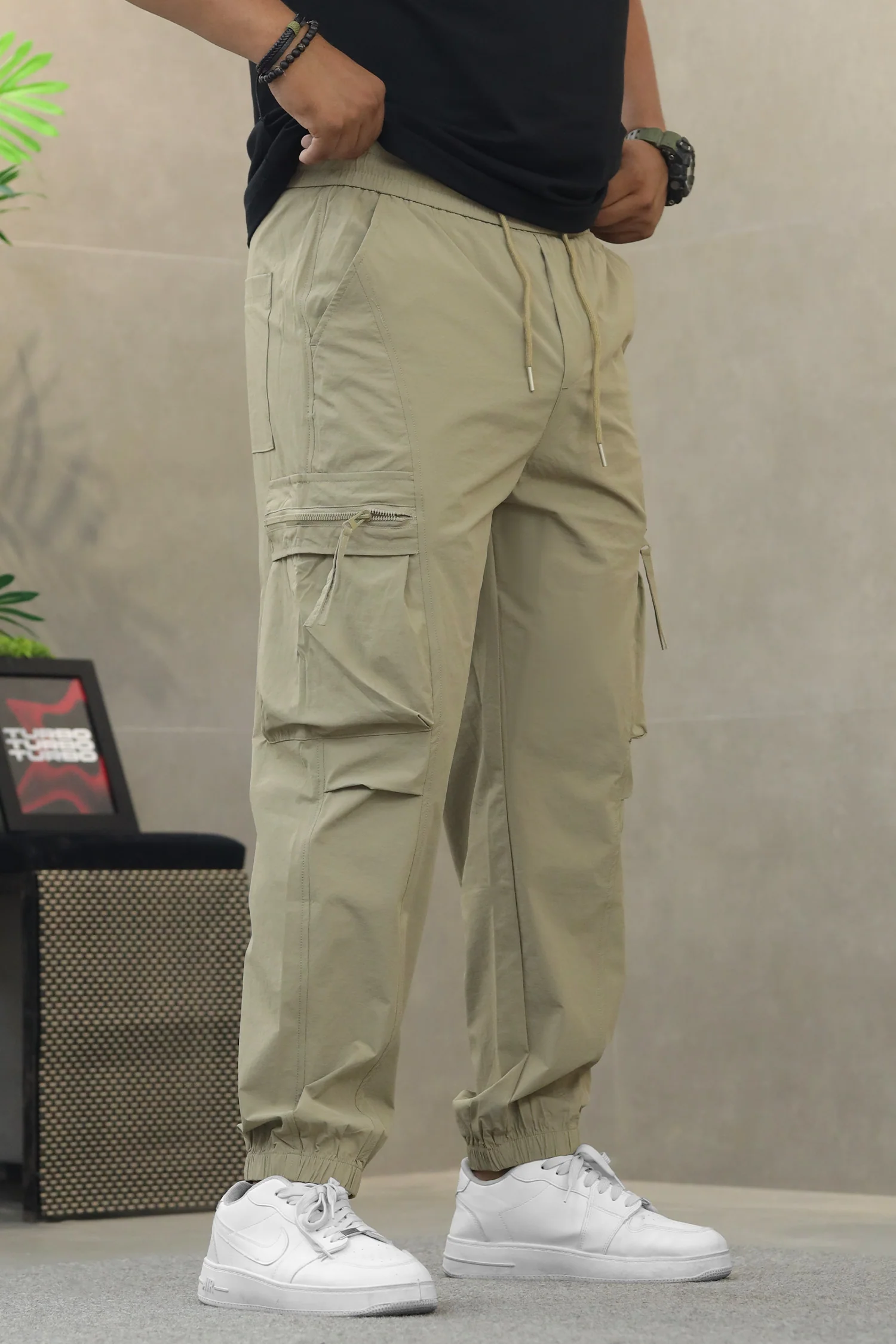 Men's Elastic Drawstring Zippered-Side-Pockets Cargo Trouser - Image 10