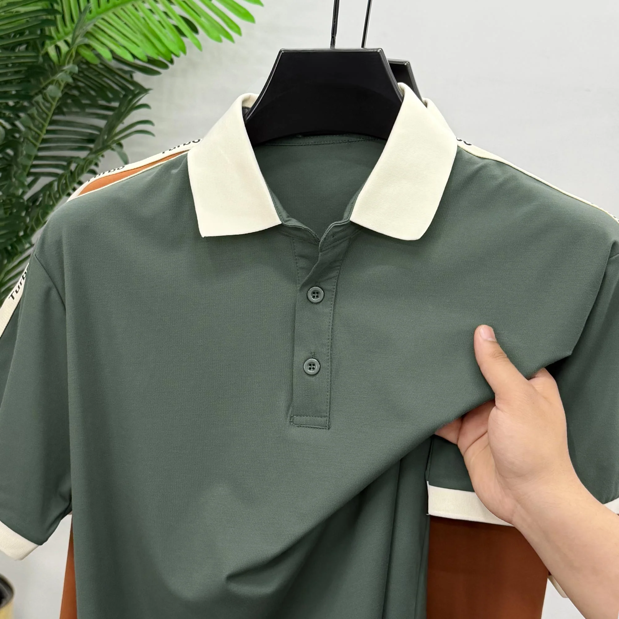 Men's Fashion Essential Polo Shirt - Image 4