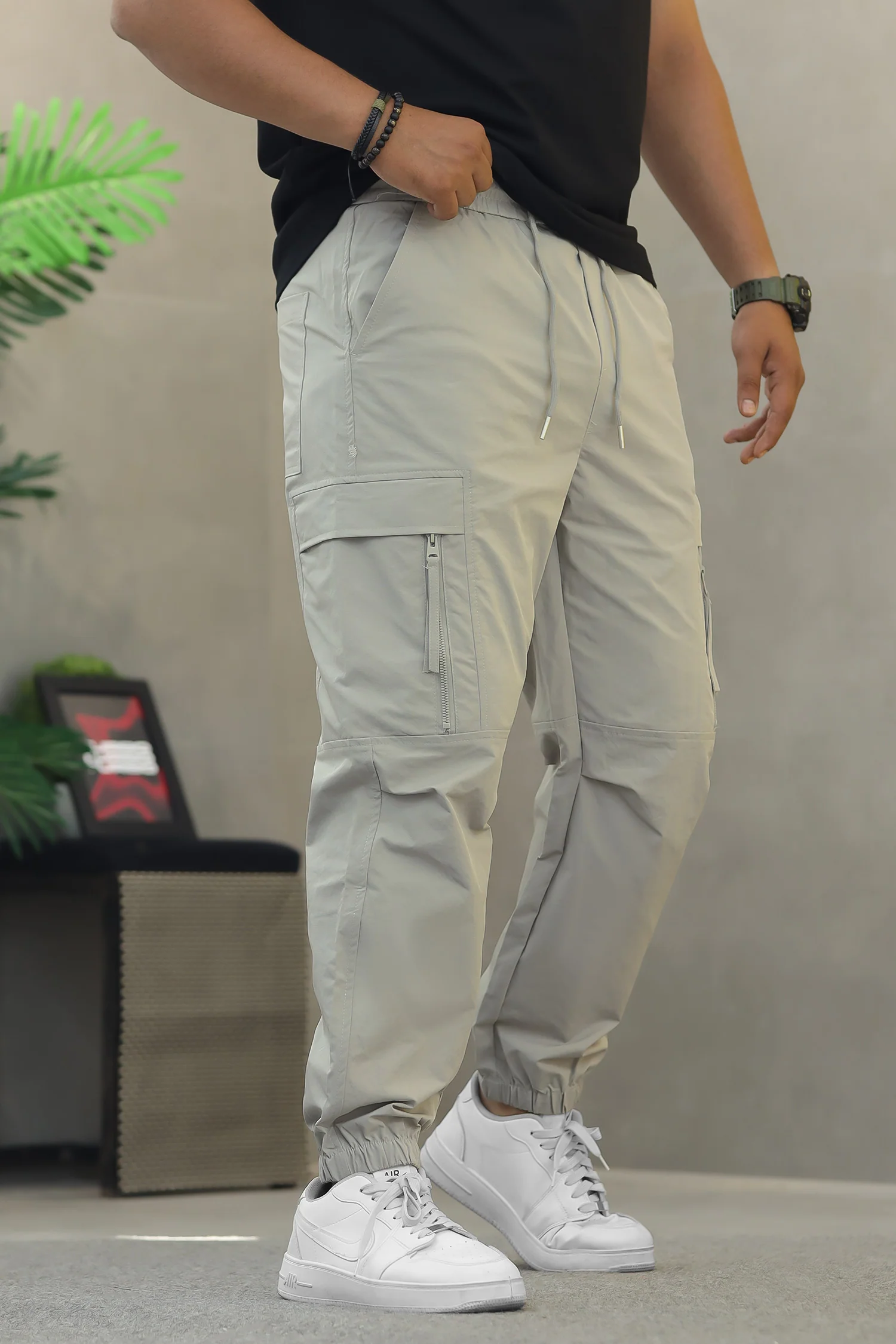Men's Lightweight Multiple-Pockets Cargo Trouser - Image 7