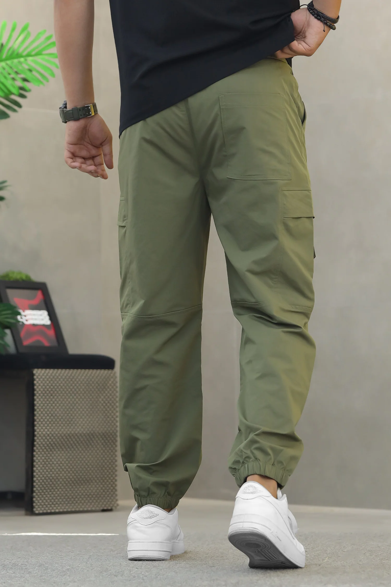 Men's Lightweight Multiple-Pockets Cargo Trouser - Image 6