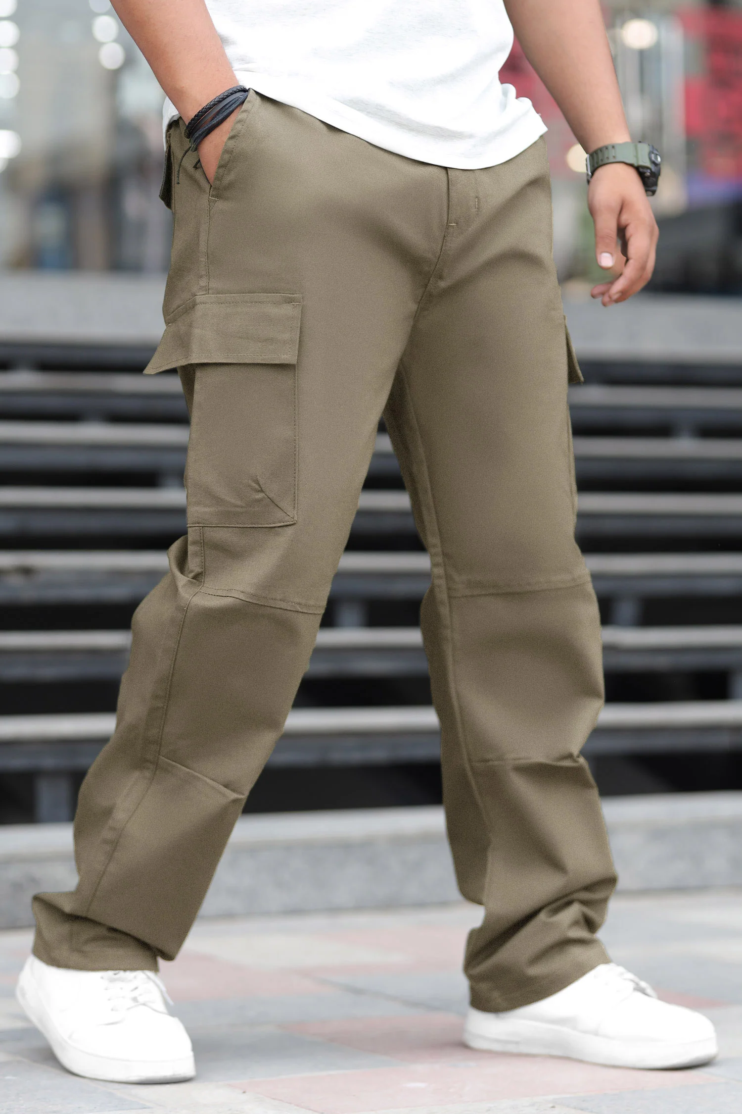 Men's Relax-Fit Knitted Cargo Trouser - Image 4