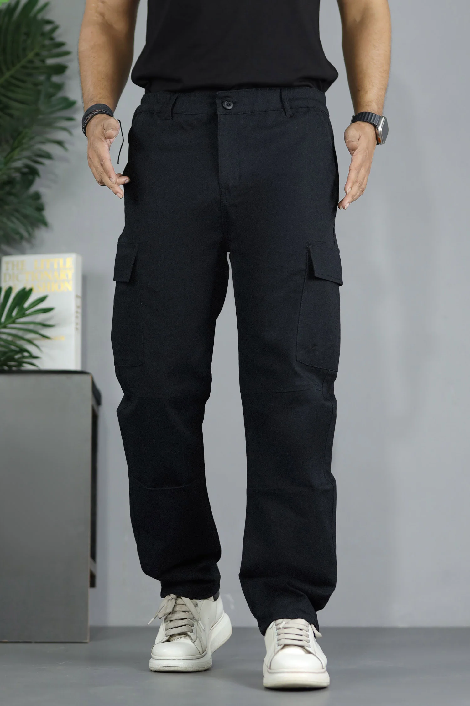Men's Relax-Fit Knitted Cargo Trouser - Image 13