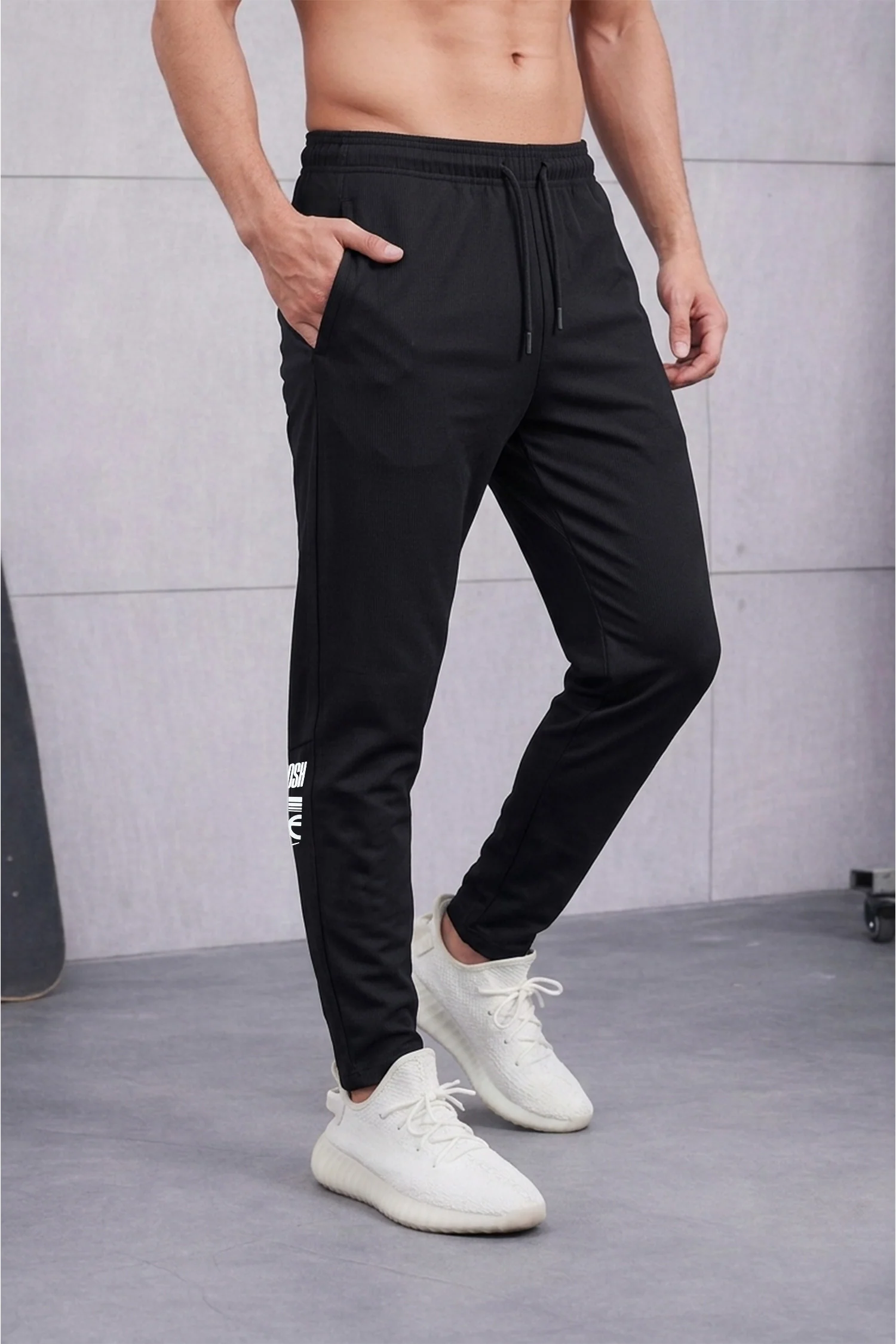 Nke Apex Track Men's Dry-Fit Trouser In Black - Image 2