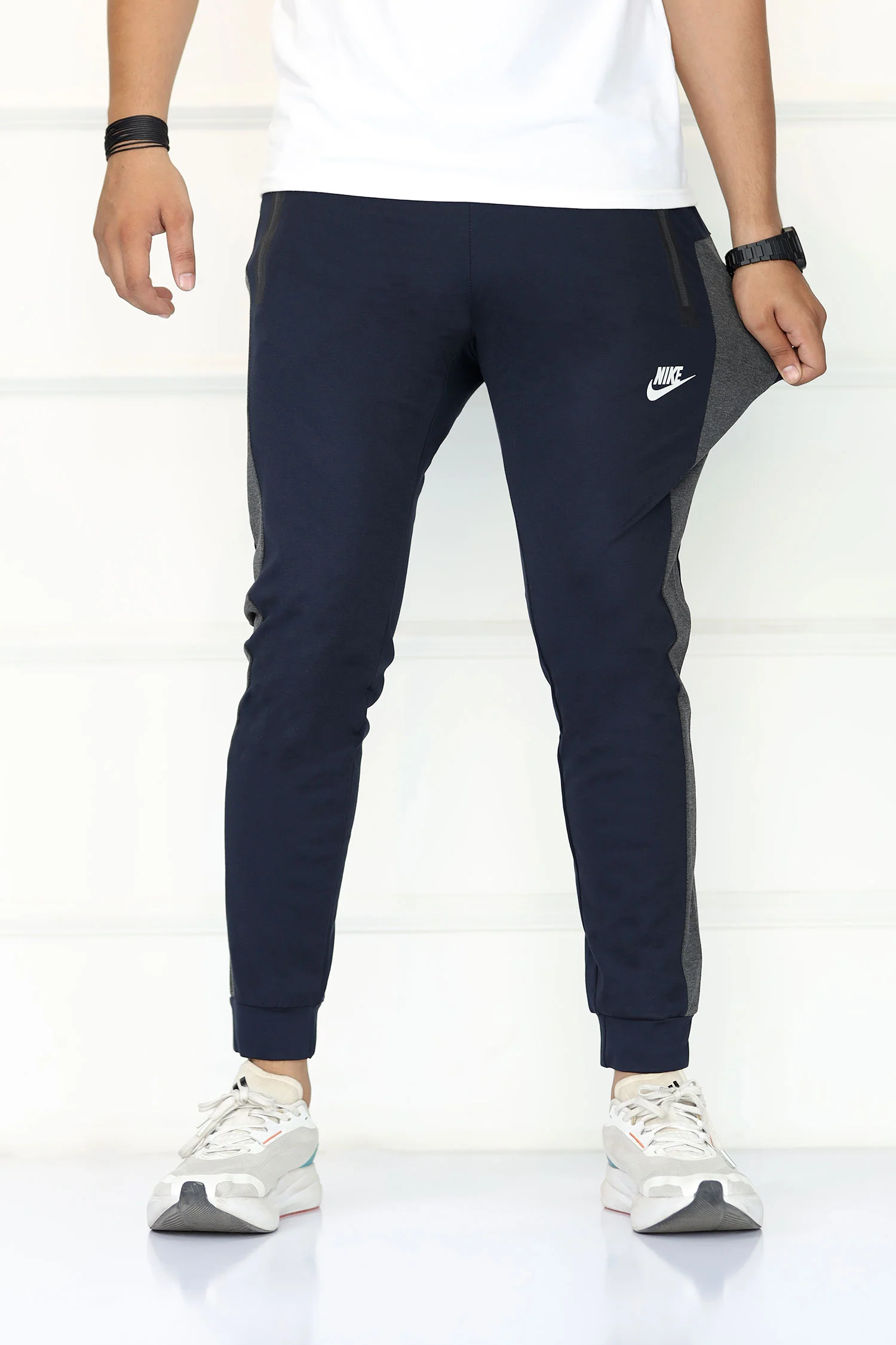Nke 'Gravity-Defy' 4-Way Stretch SlimFit Trouser - Image 9