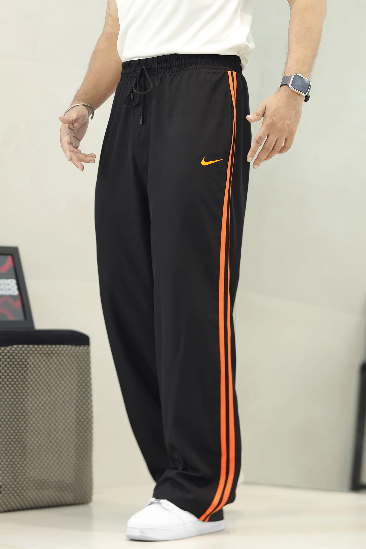 Nke Imperial Side Stripe Loose Bottom Trouser - Image 14
