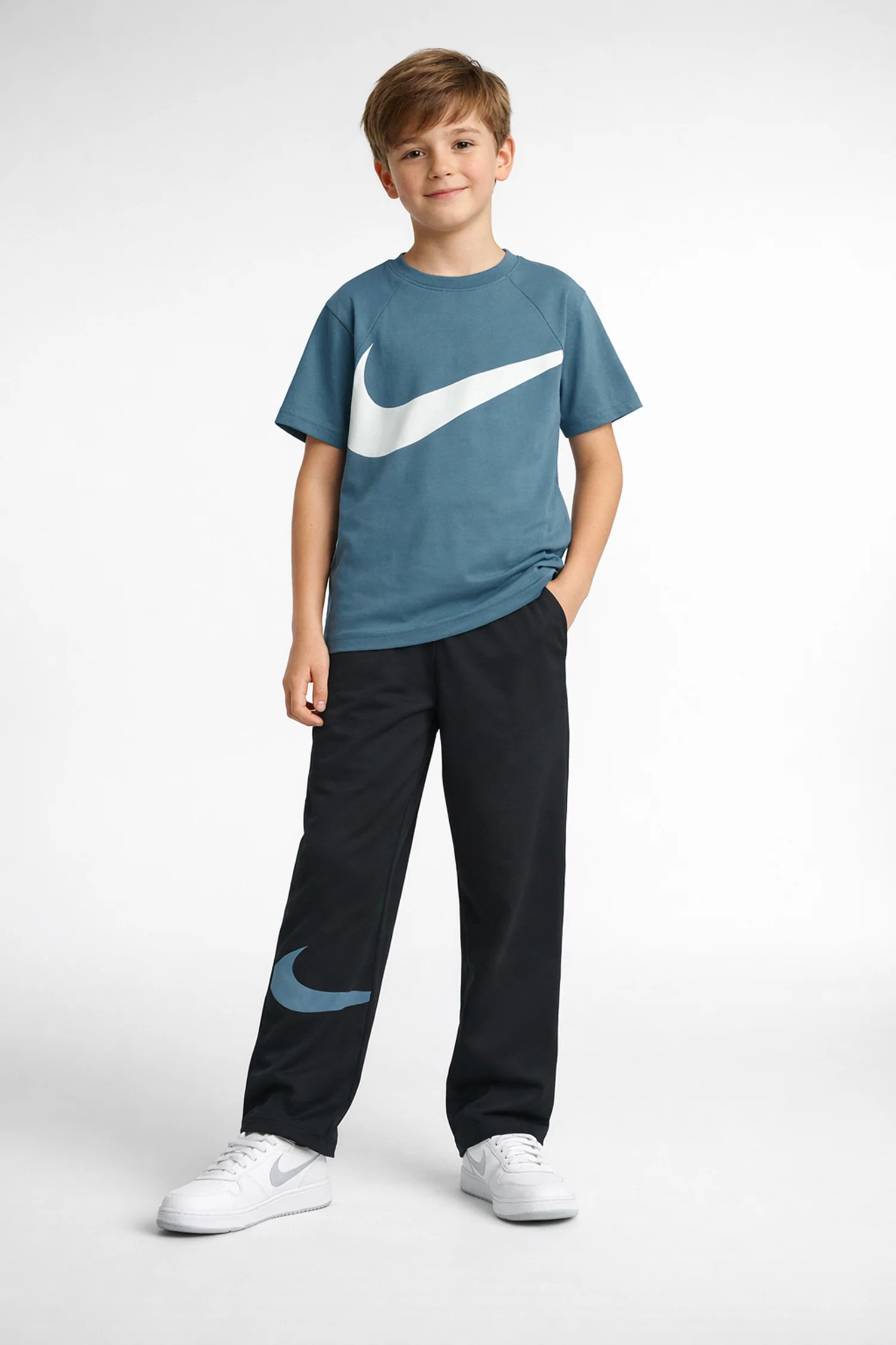 Nke Sport Core Younger Kids Tracksuit - Image 10