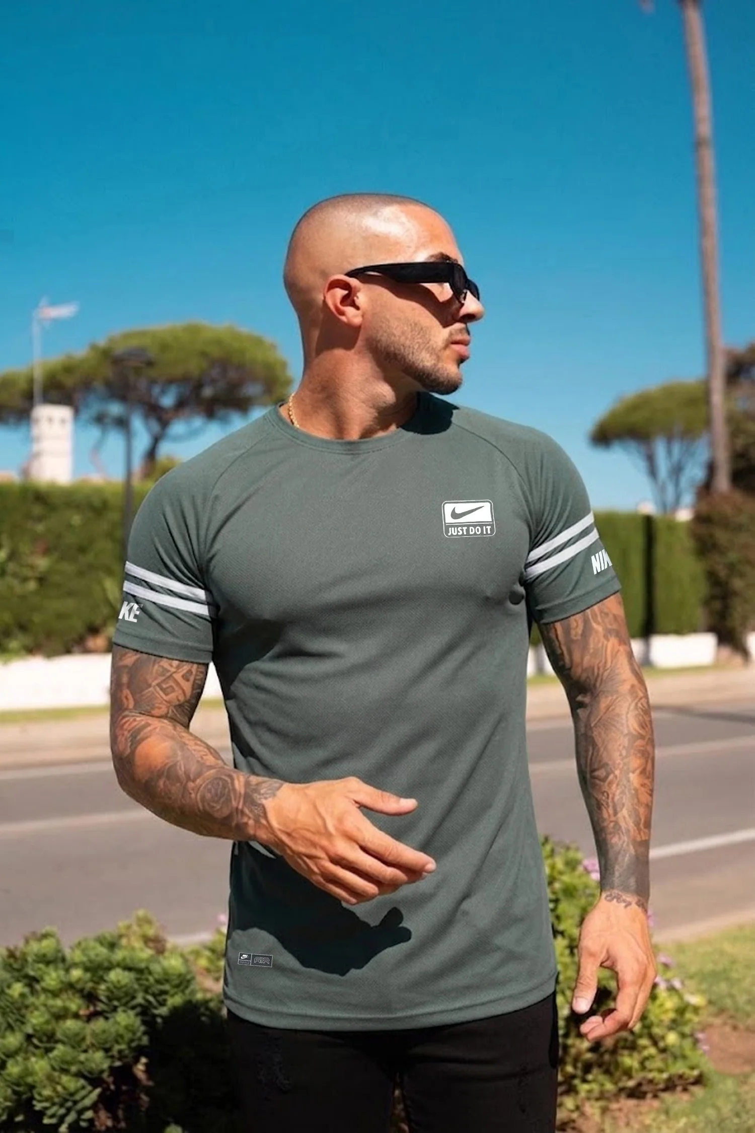 Nke Just Do It Raglan Sleeves Imp Dry-Fit Tee*