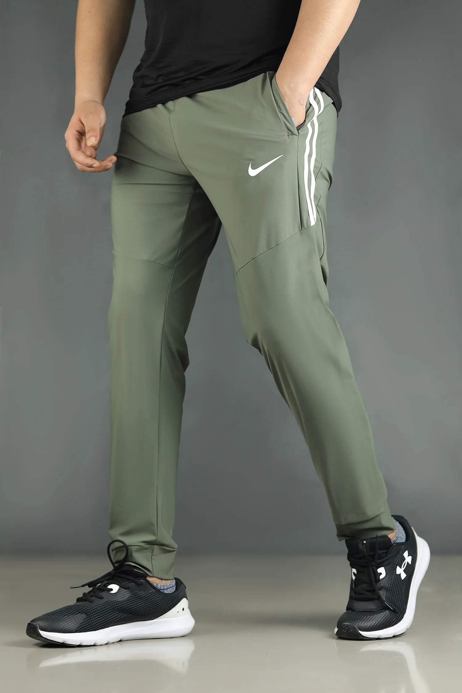Nke Lininng Texture Style Dry-Fit Trouser - Image 4