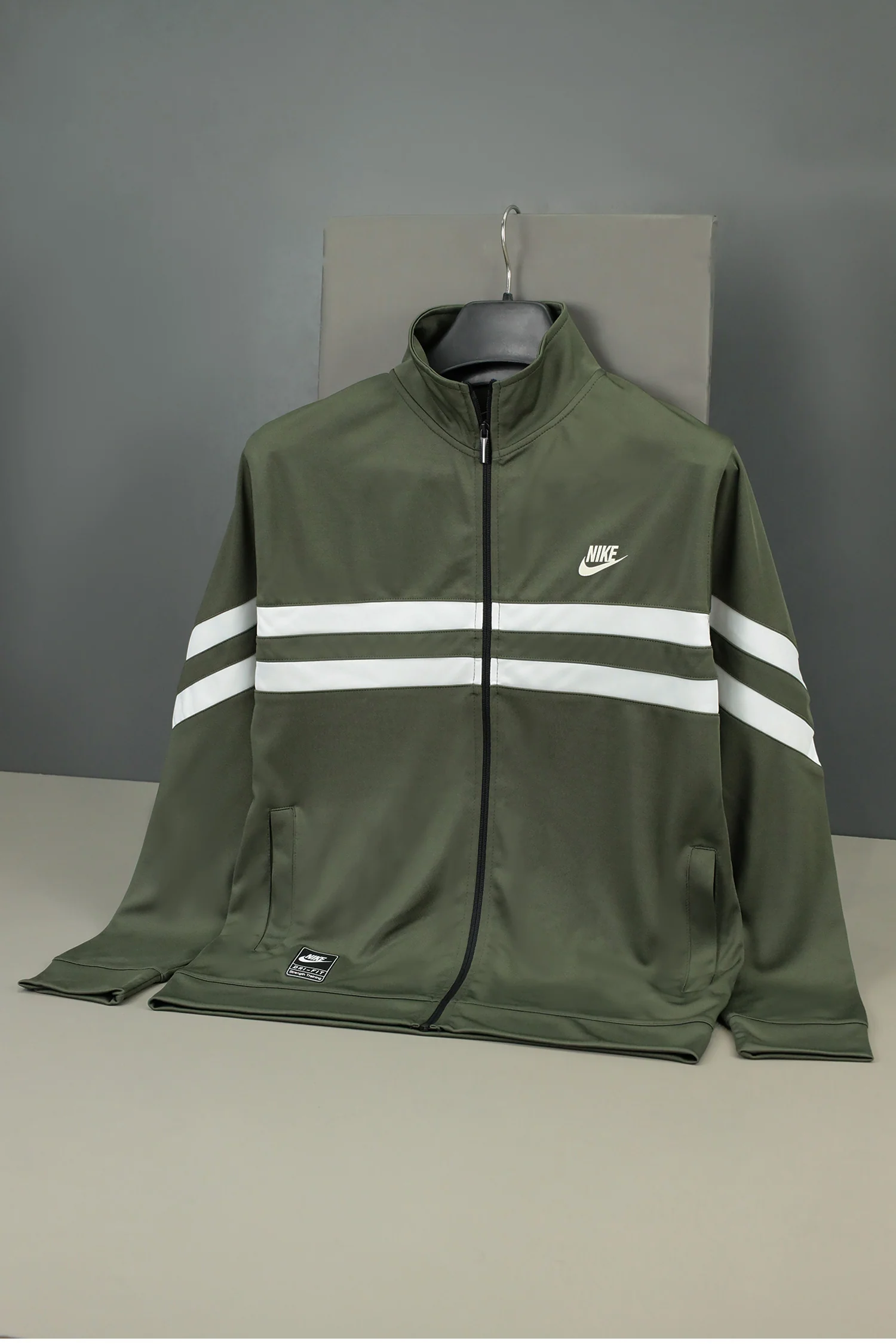 Nke Track Top "Pitch" Men Zipper Upper - Image 11