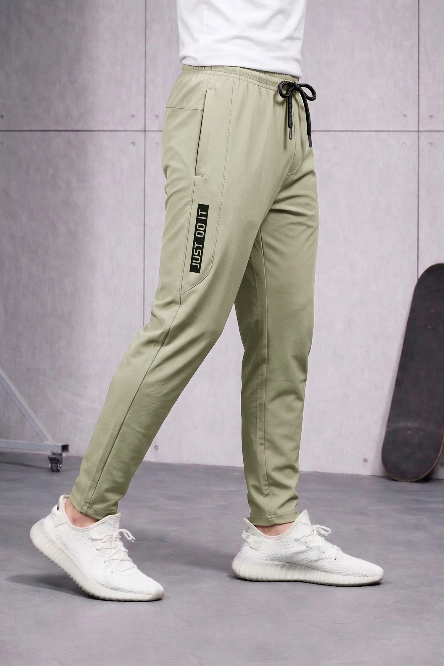 Nke Urban Pulse Men's Dry-Fit Trouser - Image 4