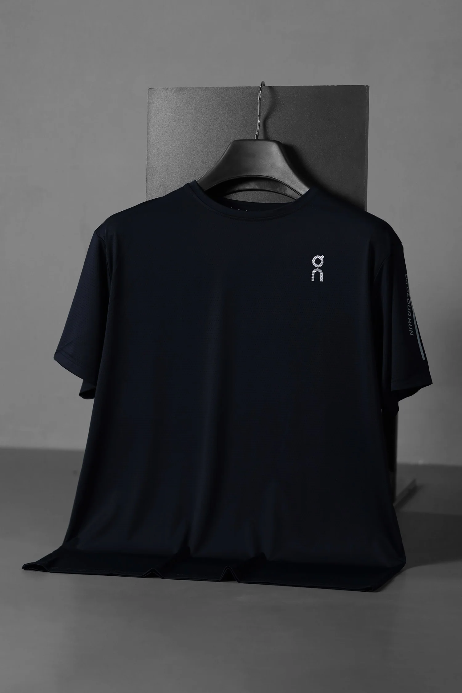 OnClub Multi Core Running Imp Dry-Fit Tee In Black