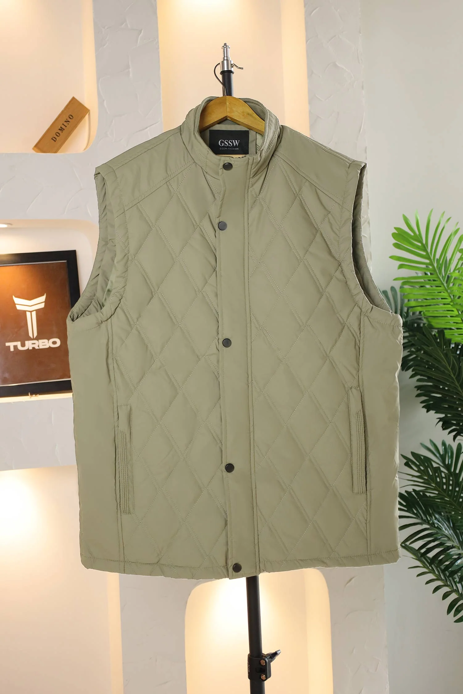 Outpost Makers Quilted Vest Men's Gilet - Image 7