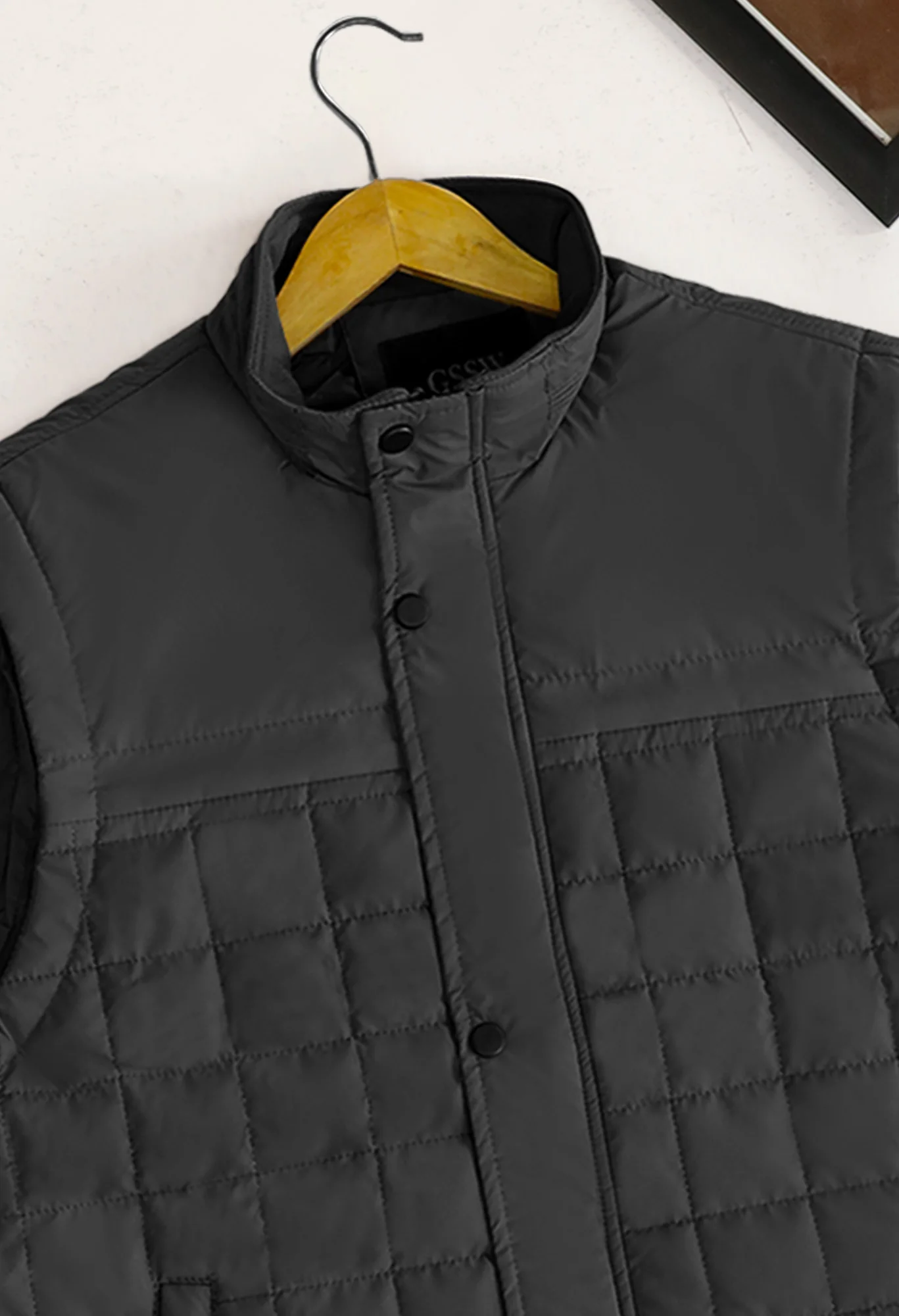 Quilted Design, Stand-up Collar Men's Gilet - Image 4