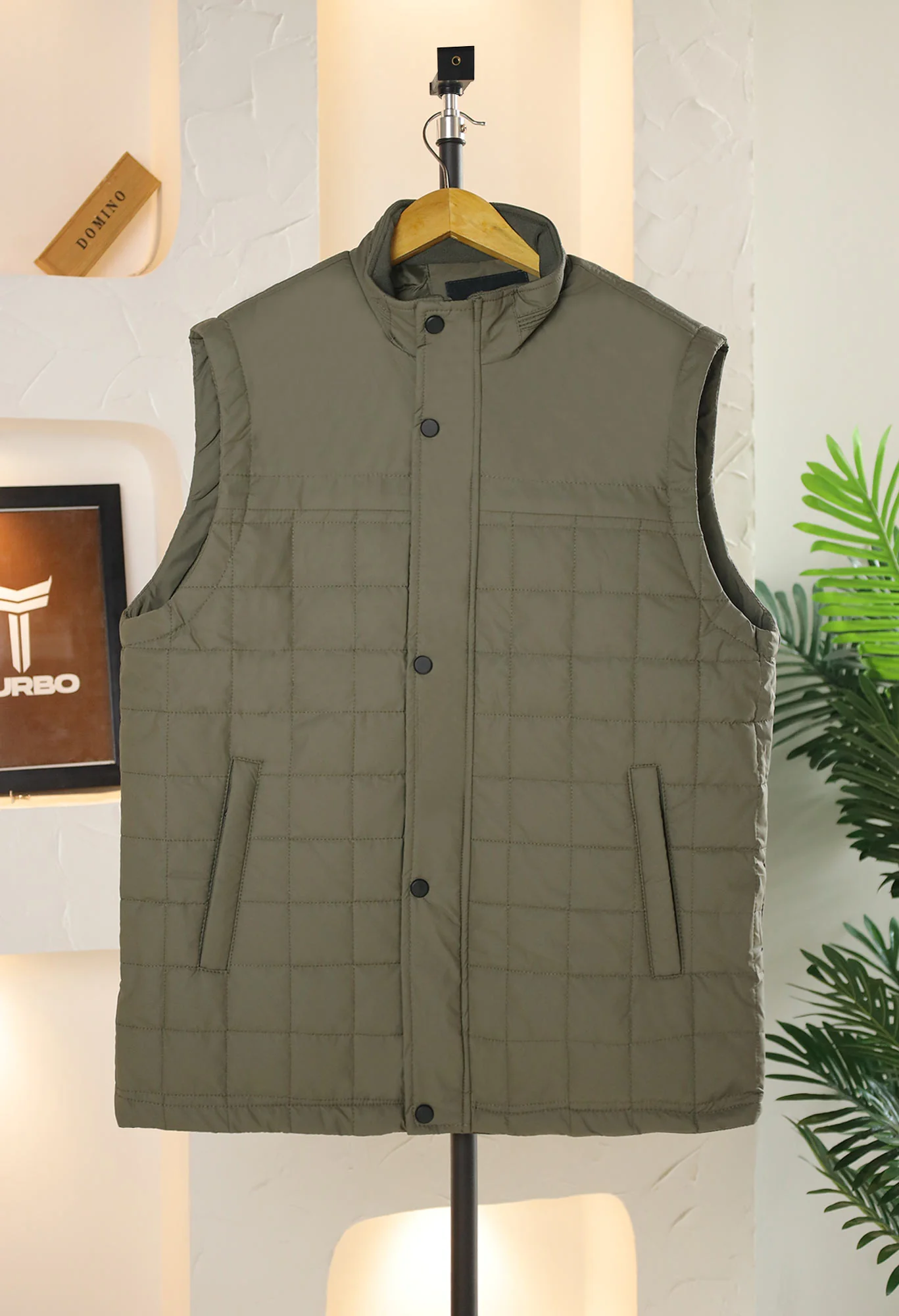 Quilted Design, Stand-up Collar Men's Gilet - Image 7