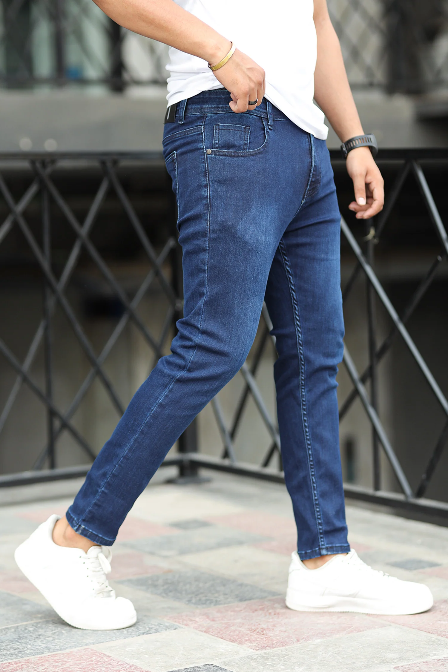 Street Style Turbo Ankle Fit Jeans In Dark Navy - Image 3