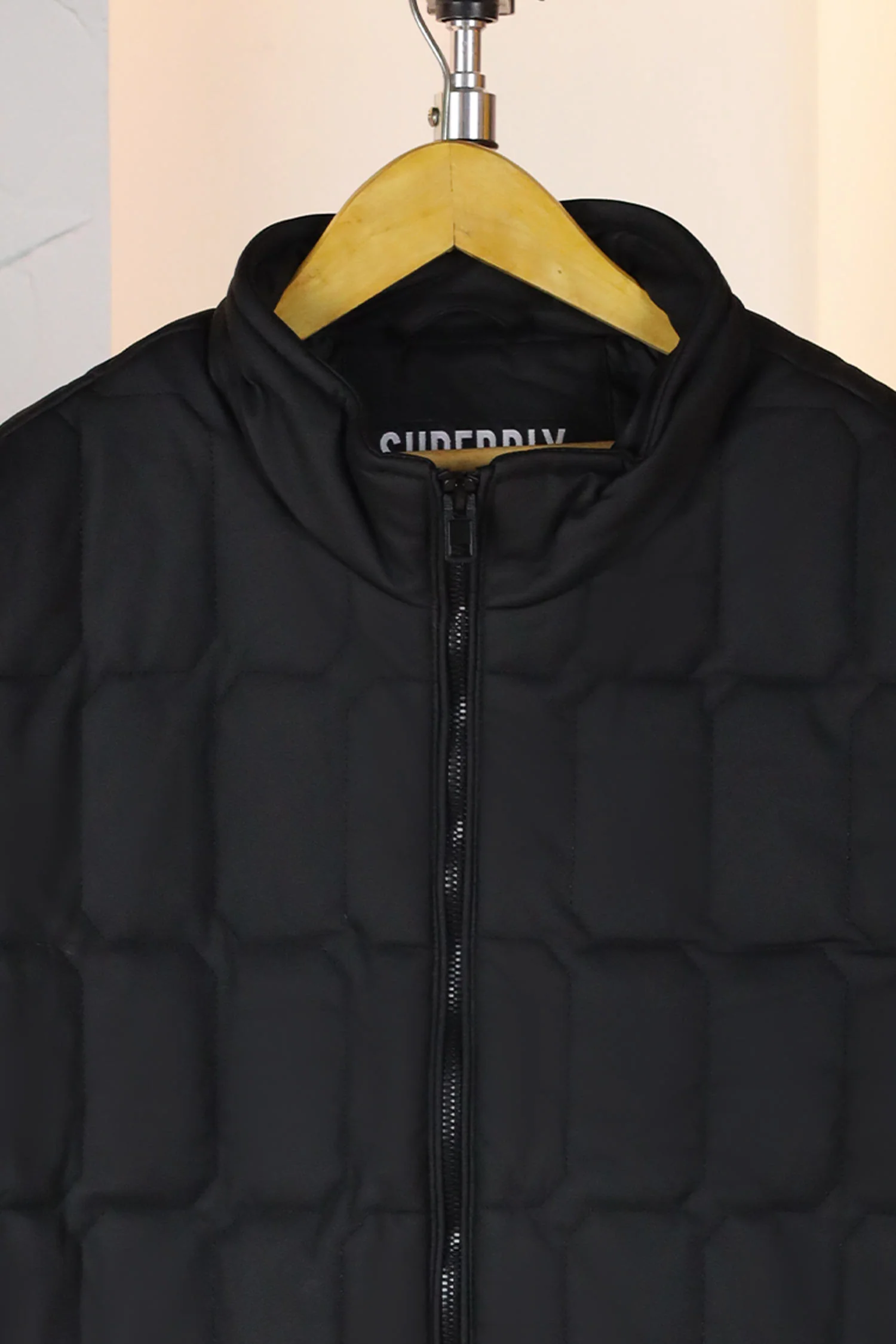 T-Base Sleeveless Imported Men's Gilet In Black - Image 3