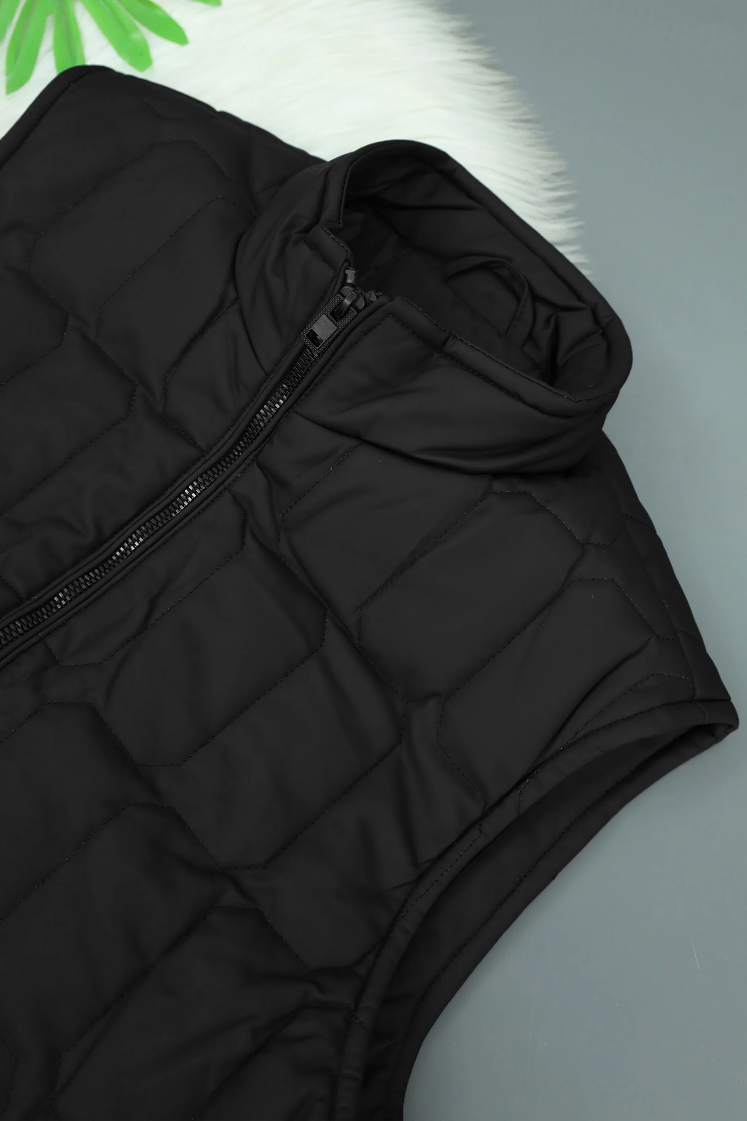 T-Base Sleeveless Imported Men's Gilet In Black - Image 3