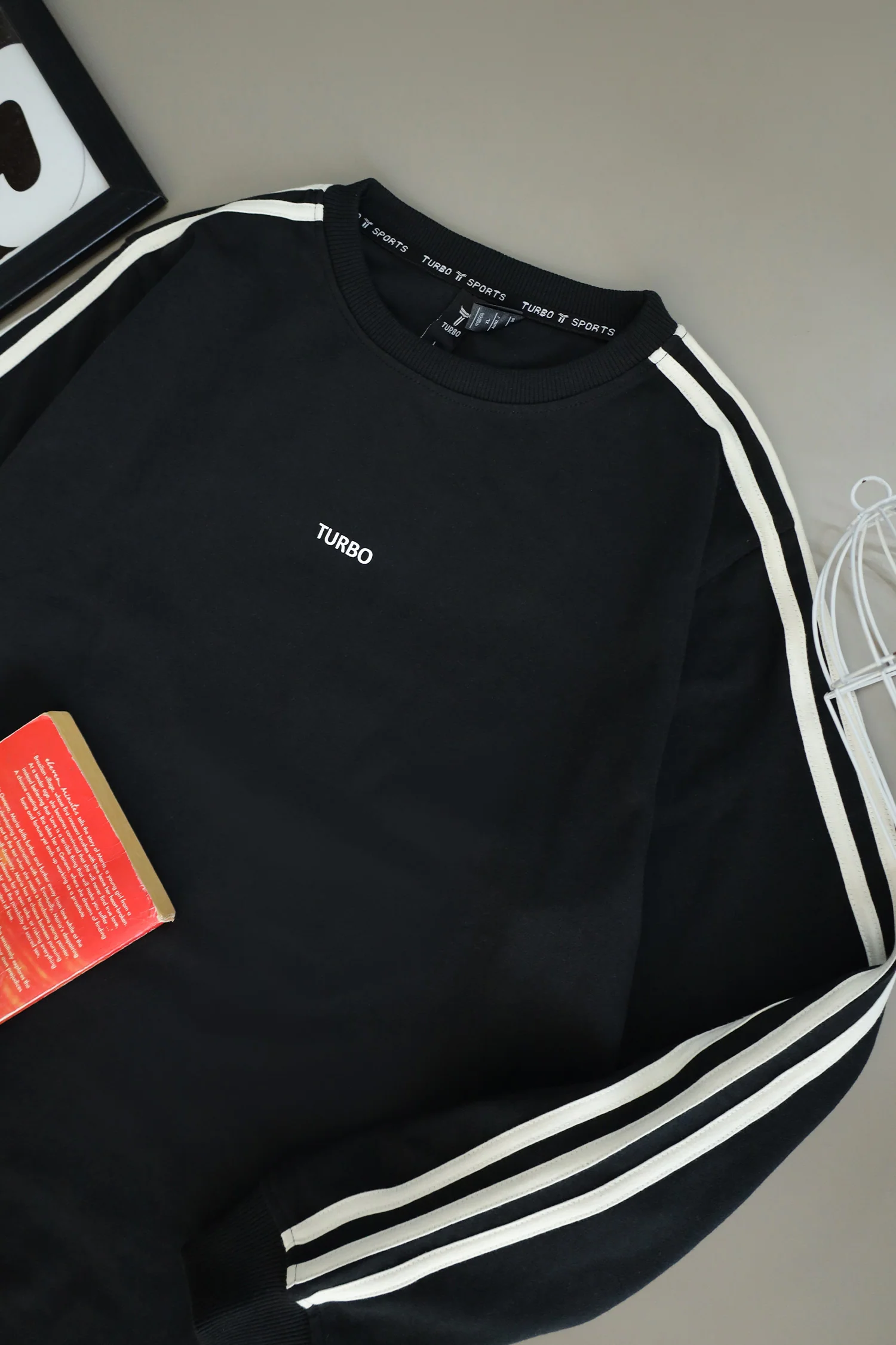 Turbo 3 Stripes Round Neck Men's Sweatshirt In Black - Image 4