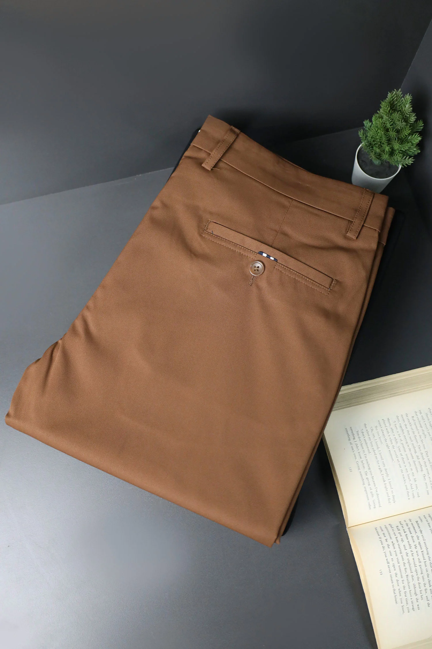 Turbo Axis Intelli-Drape Refined Fit Twil Cotton Pent In Coffee Brown - Image 4