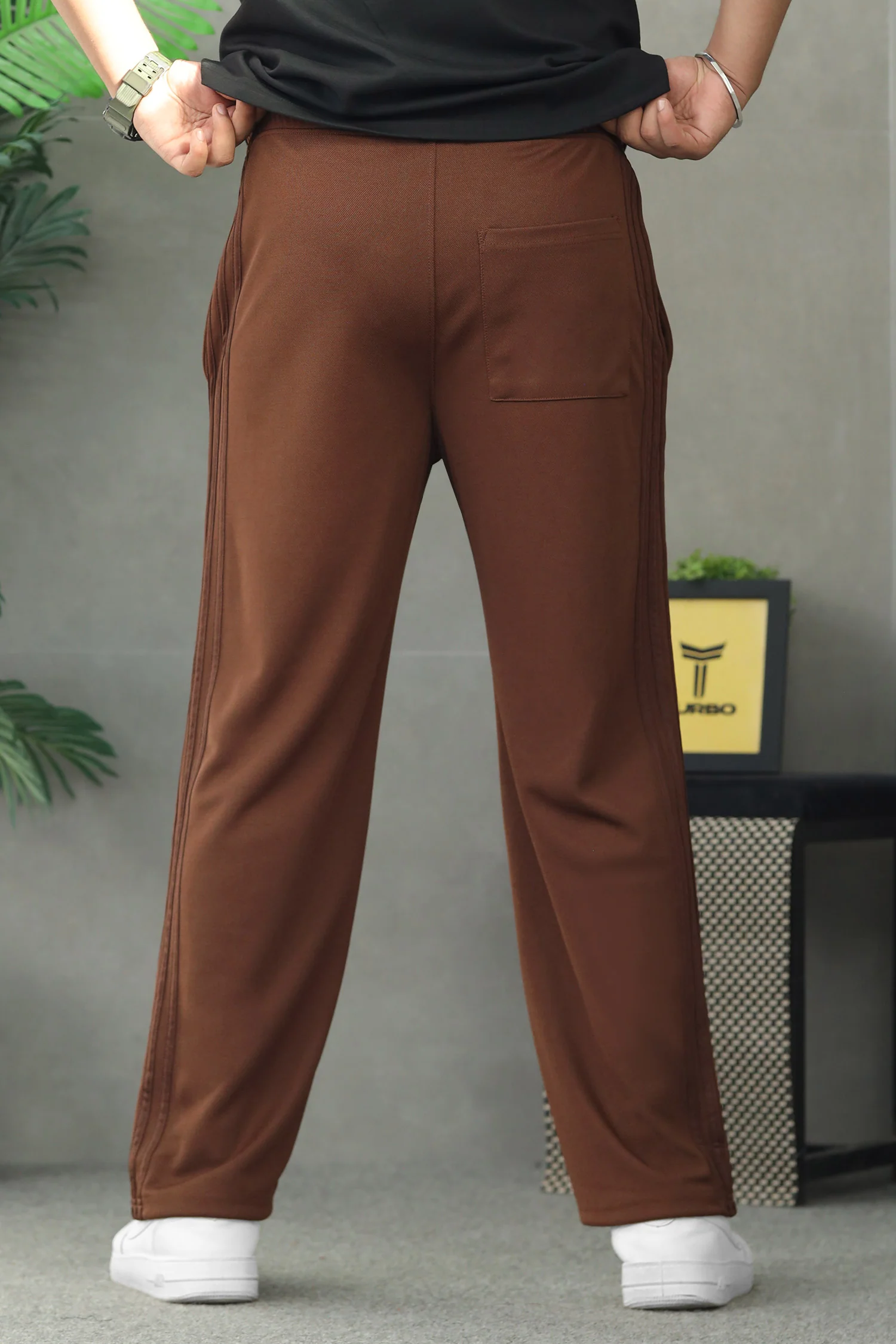 Turbo Casual Spirit Straight-Leg Loose Bottom Trouser - Image 7