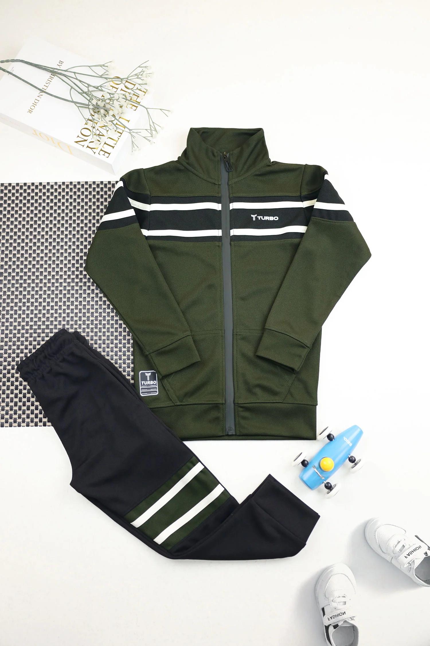 Turbo Color-Block Panel Unisex Younger Kids Tracksuit In Camo Green - Image 3