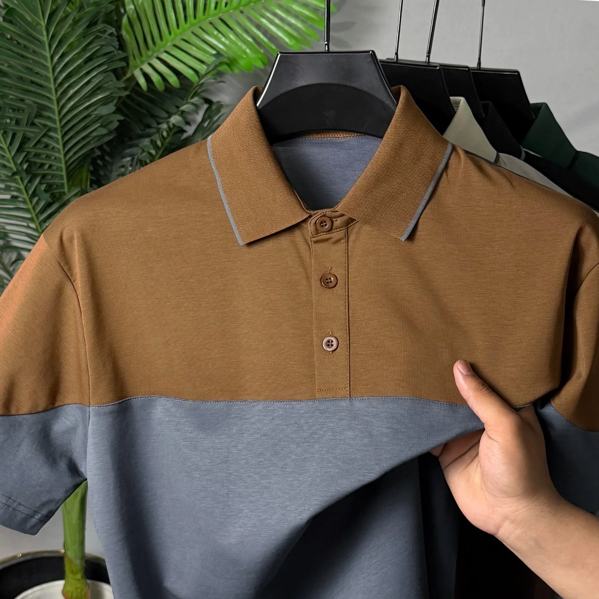 Turbo Color-Blocked Panel Style Men's Polo T-Shirt - Image 4