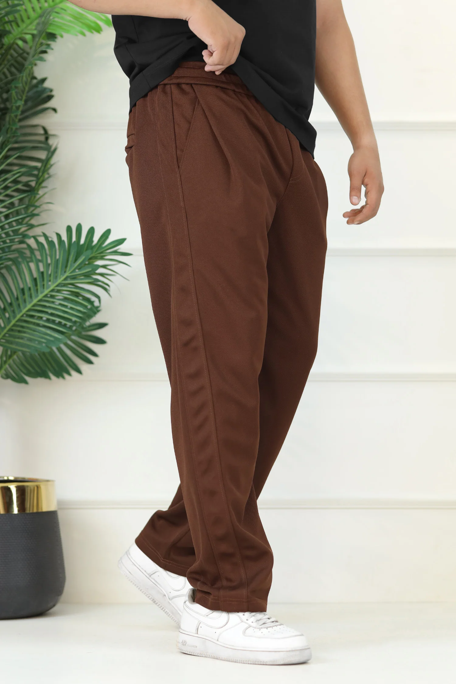 Turbo Comfort Pocket Plate Regular Trouser In Coffee