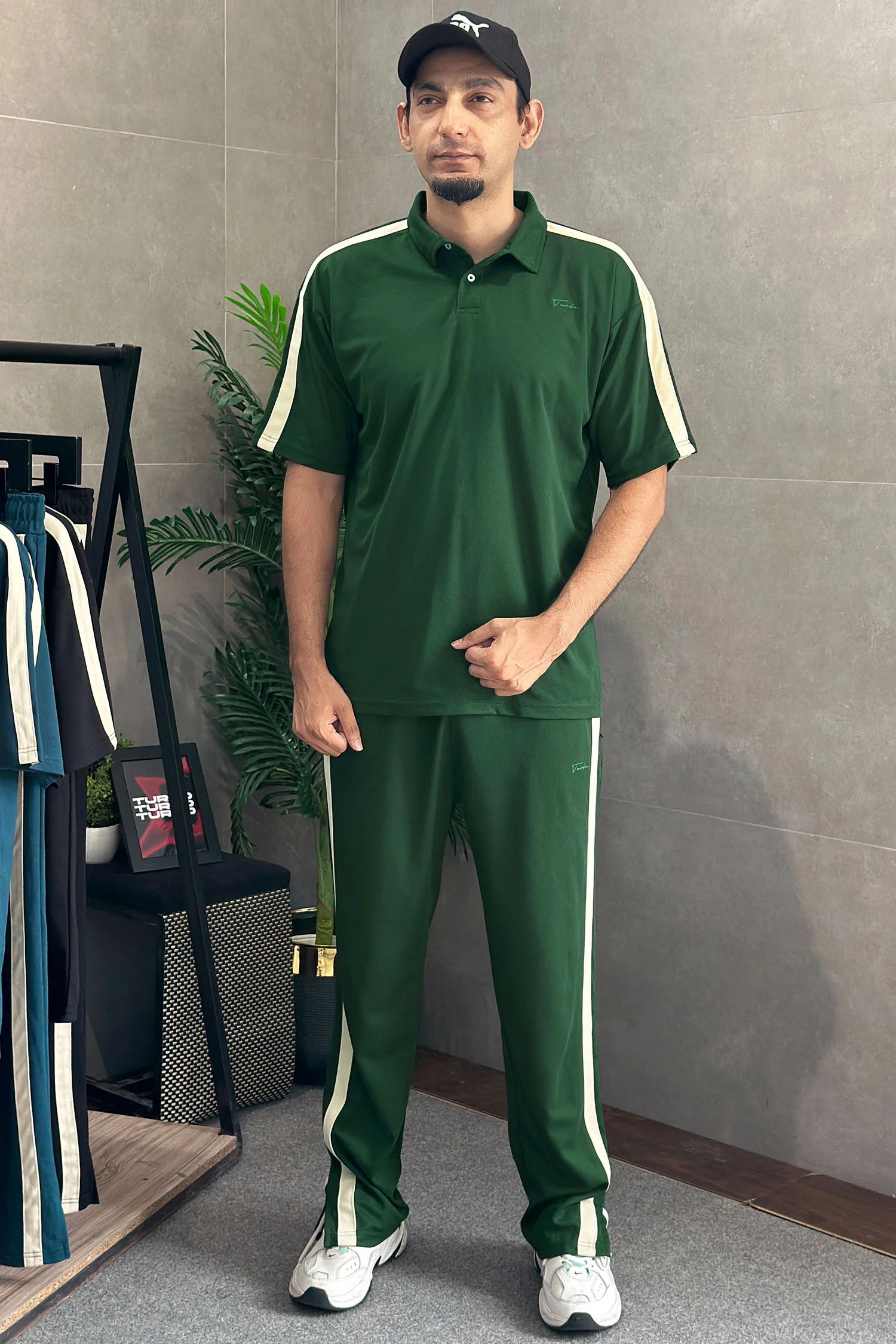 Turbo Contrast Side Panel Men's Co-Ord Set In Dark Green