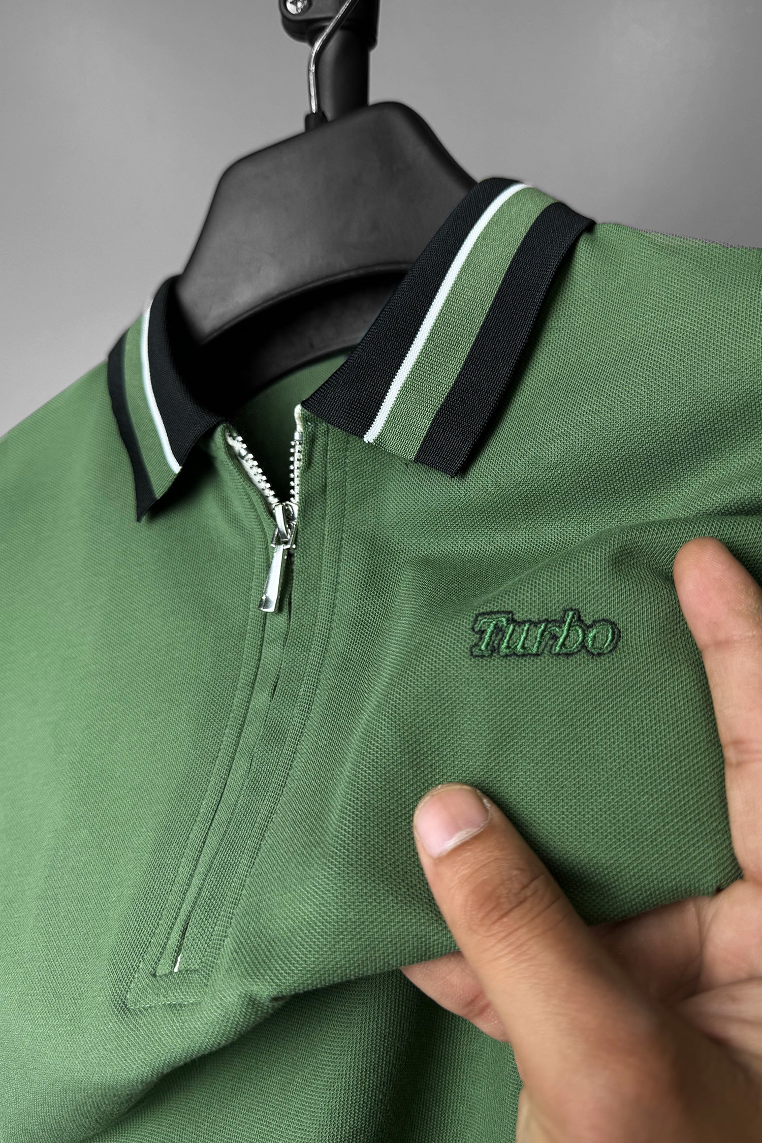 Turbo Contrast Tone Zip Collar Men's Polo Shirt - Image 10