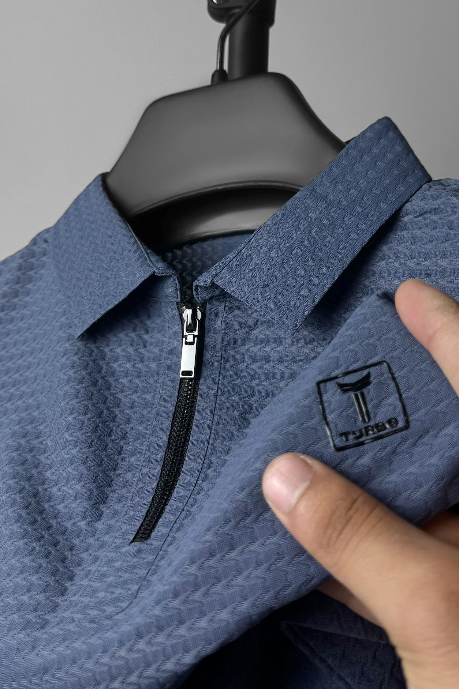 Turbo Elite Weave Textured Zipper Men's Polo Shirt In Light Blue - Image 2