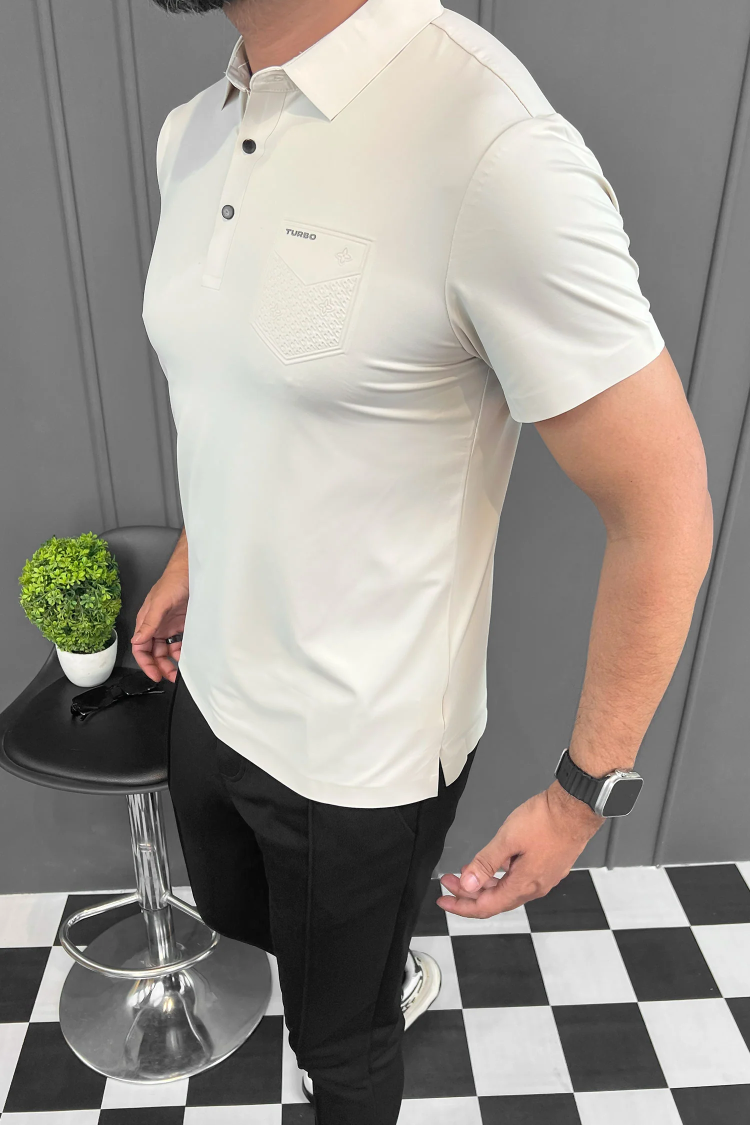 Turbo Embossed Pocket Motif Men's Polo Shirt - Image 9