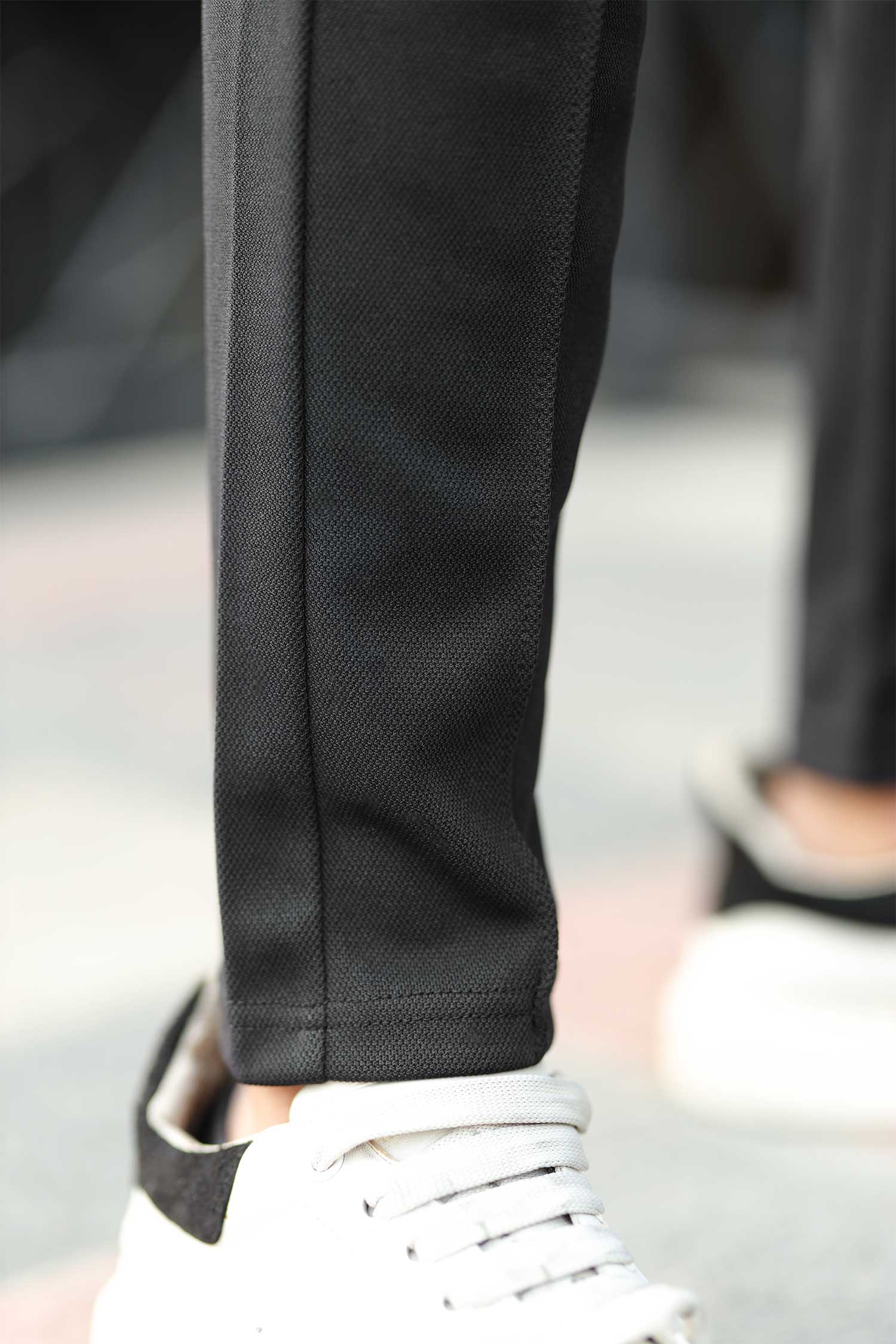 Turbo Fashion Smart Slim Fit Trouser In Black - Image 4
