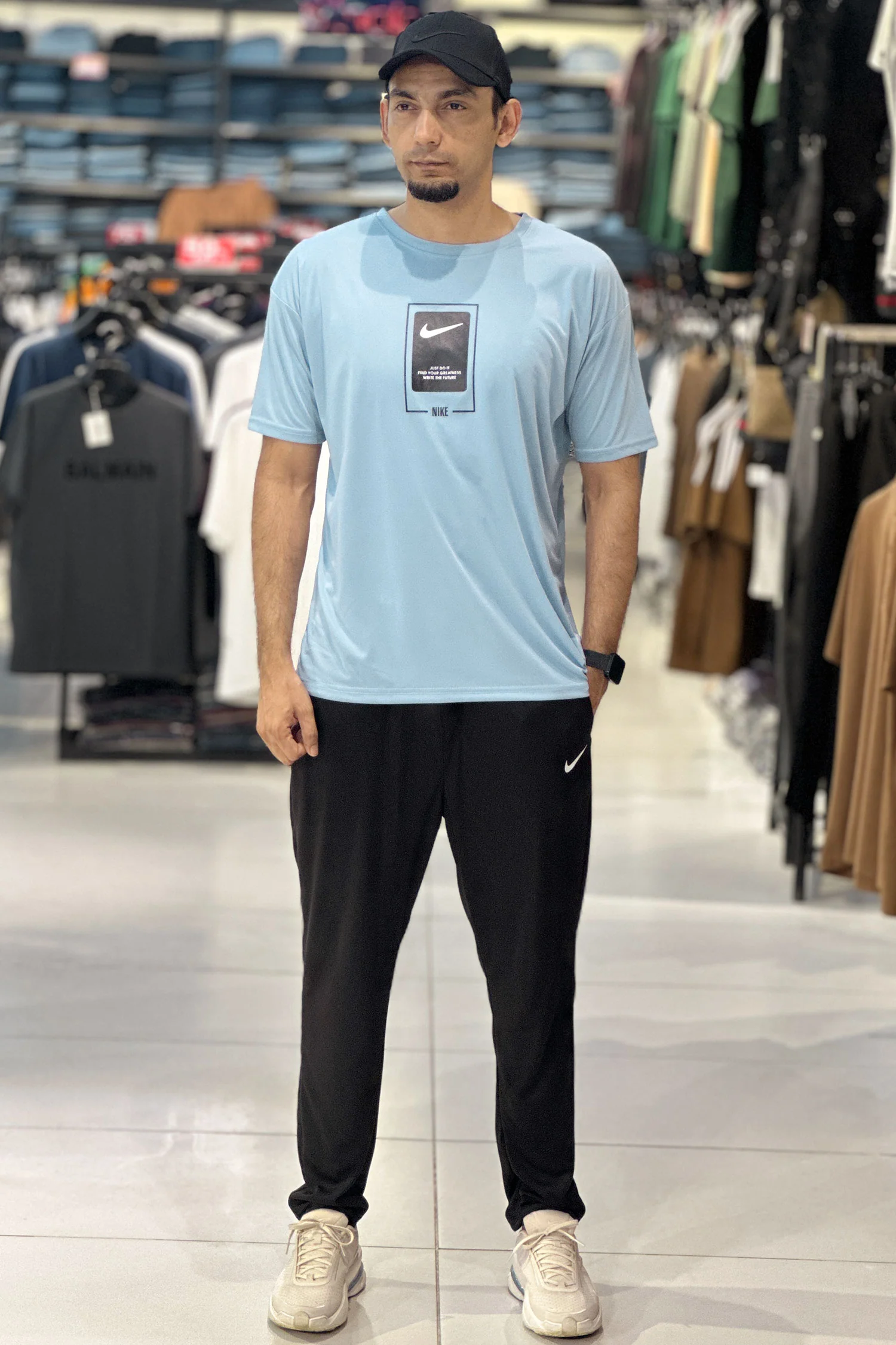 Nke Drop Shoulder Style Men's Tracksuit - Image 7